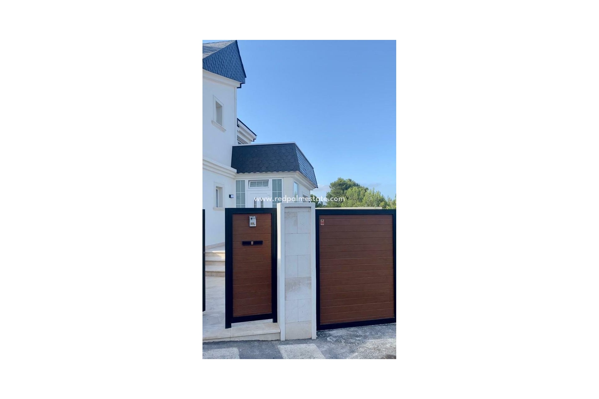 Resale - Town House -
Polop - Costa Blanca