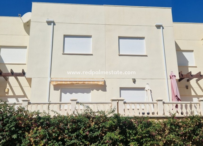 Resale - Town House -
Relleu - Inland