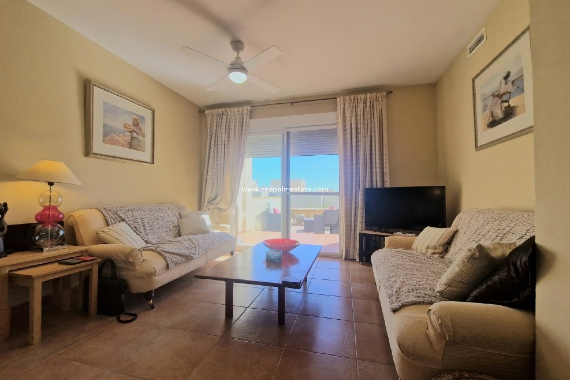 Resale - Town House -
Relleu - Inland