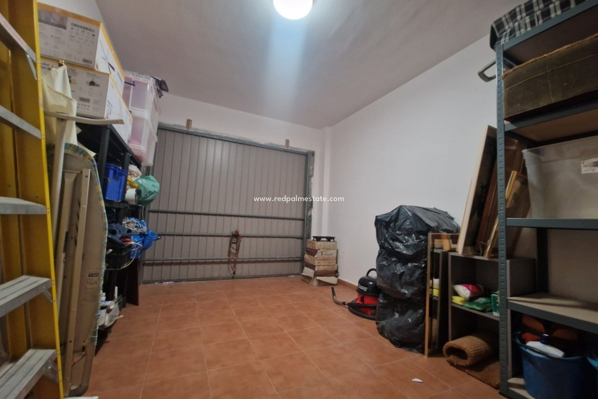 Resale - Town House -
Relleu - Inland