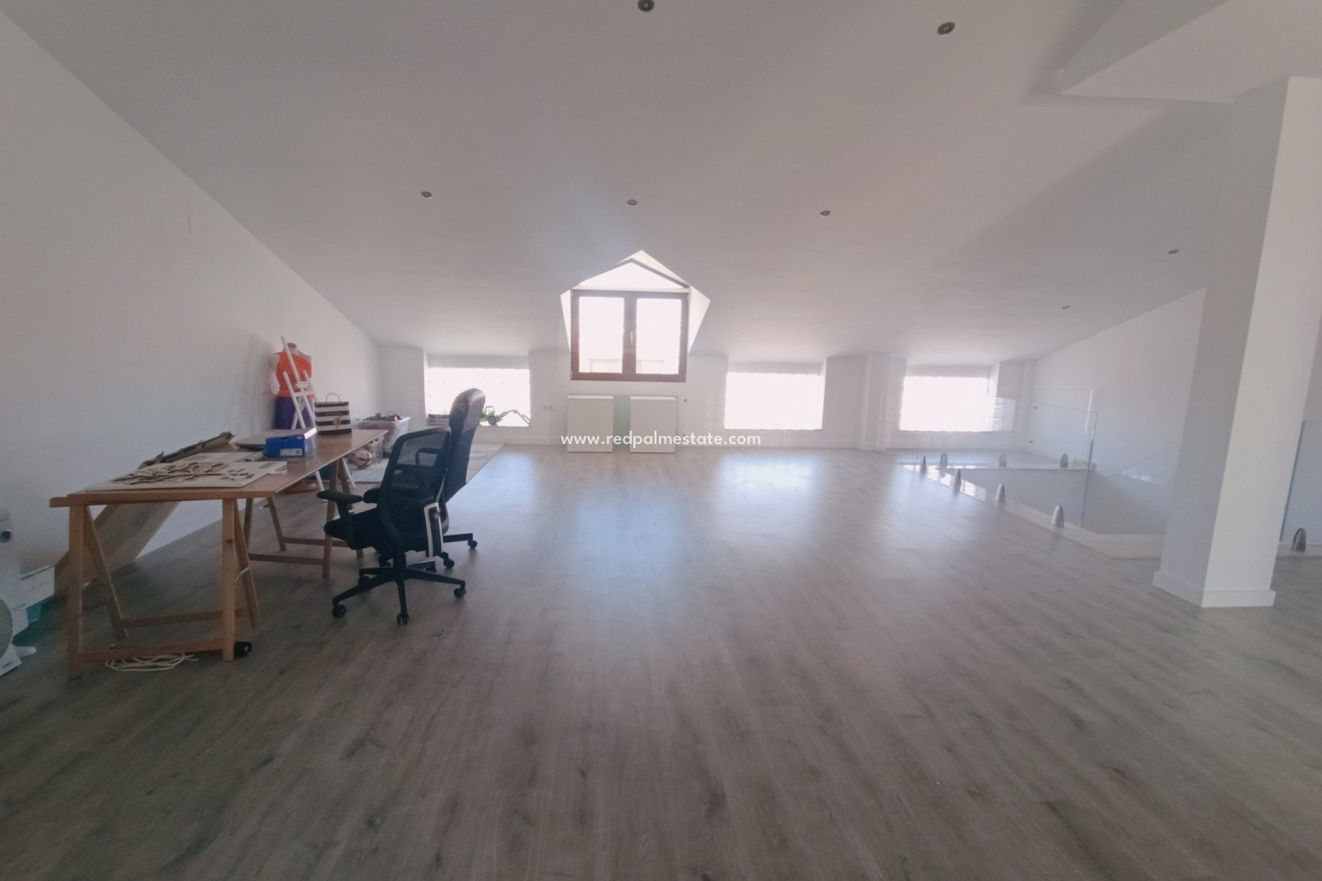 Resale - Town House -
ROLDAN - Inland