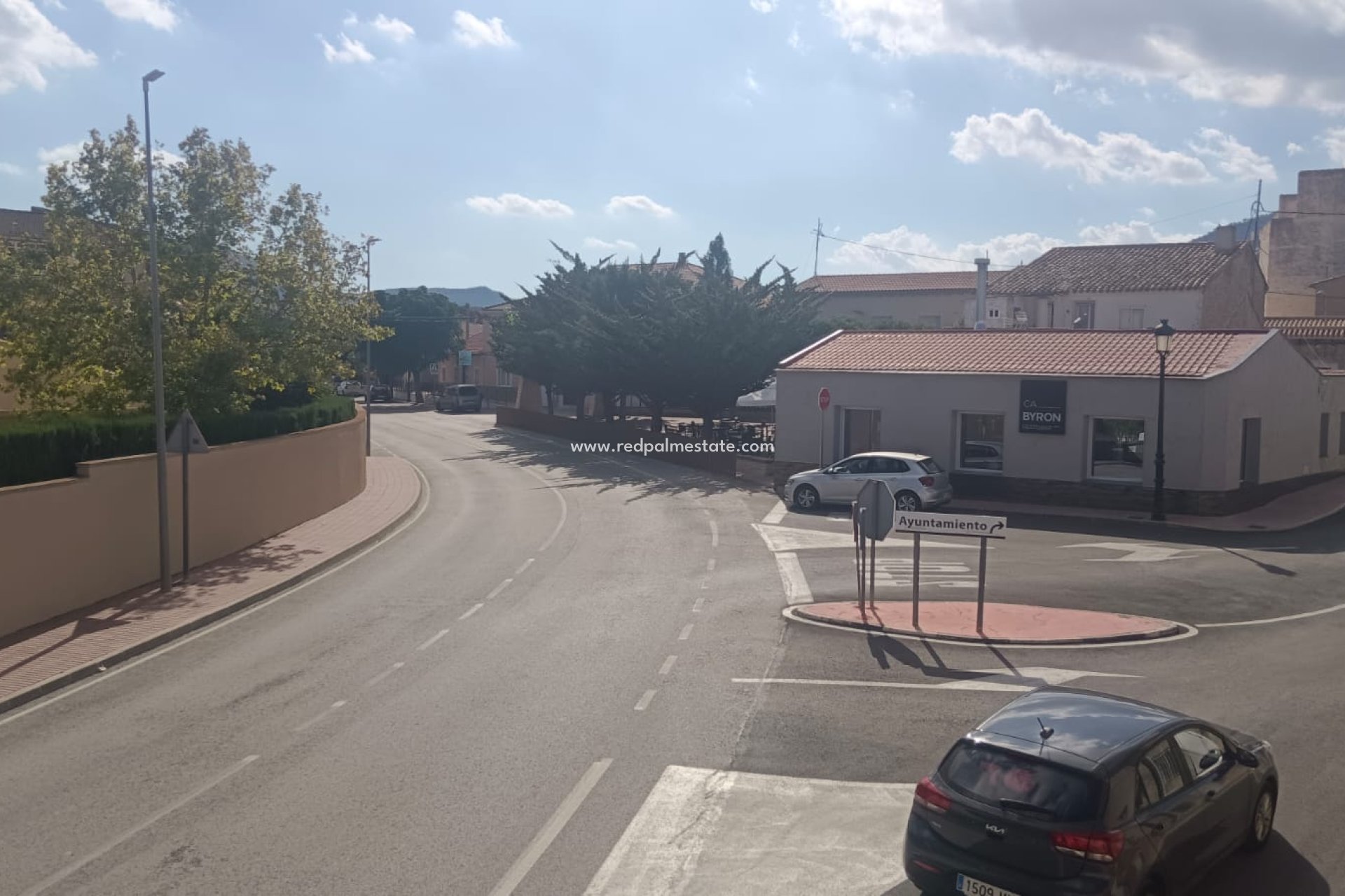 Resale - Town House -
Salinas - Inland