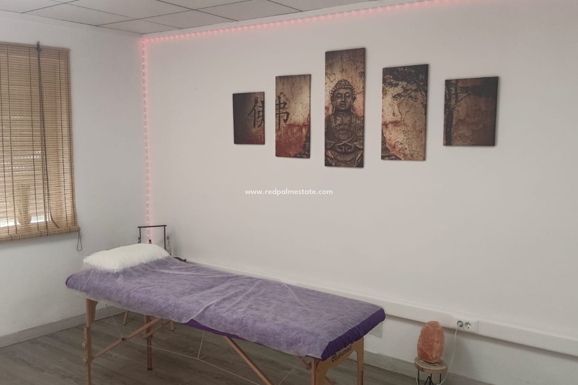 Resale - Town House -
Salinas - Inland