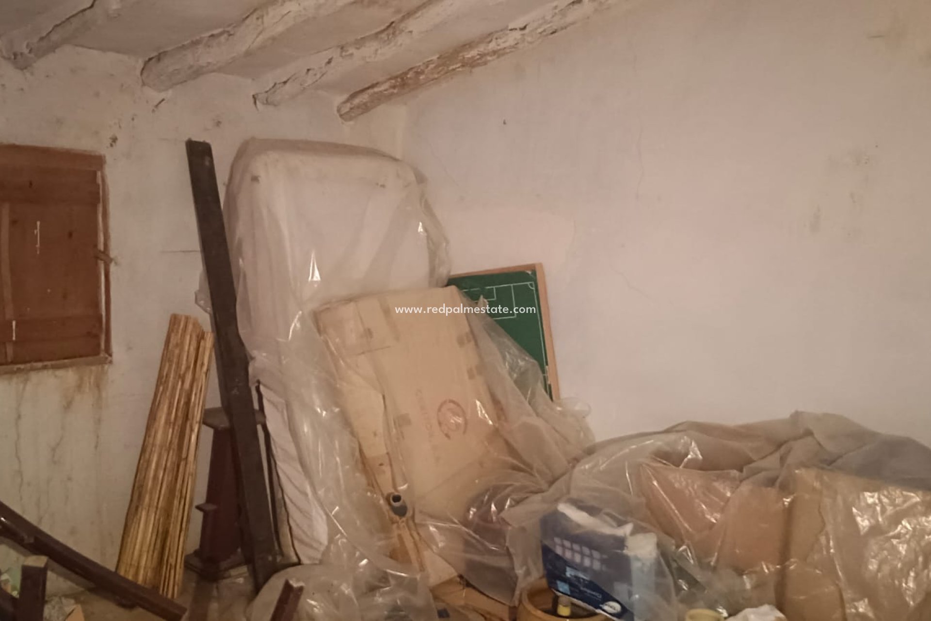 Resale - Town House -
Salinas - Inland