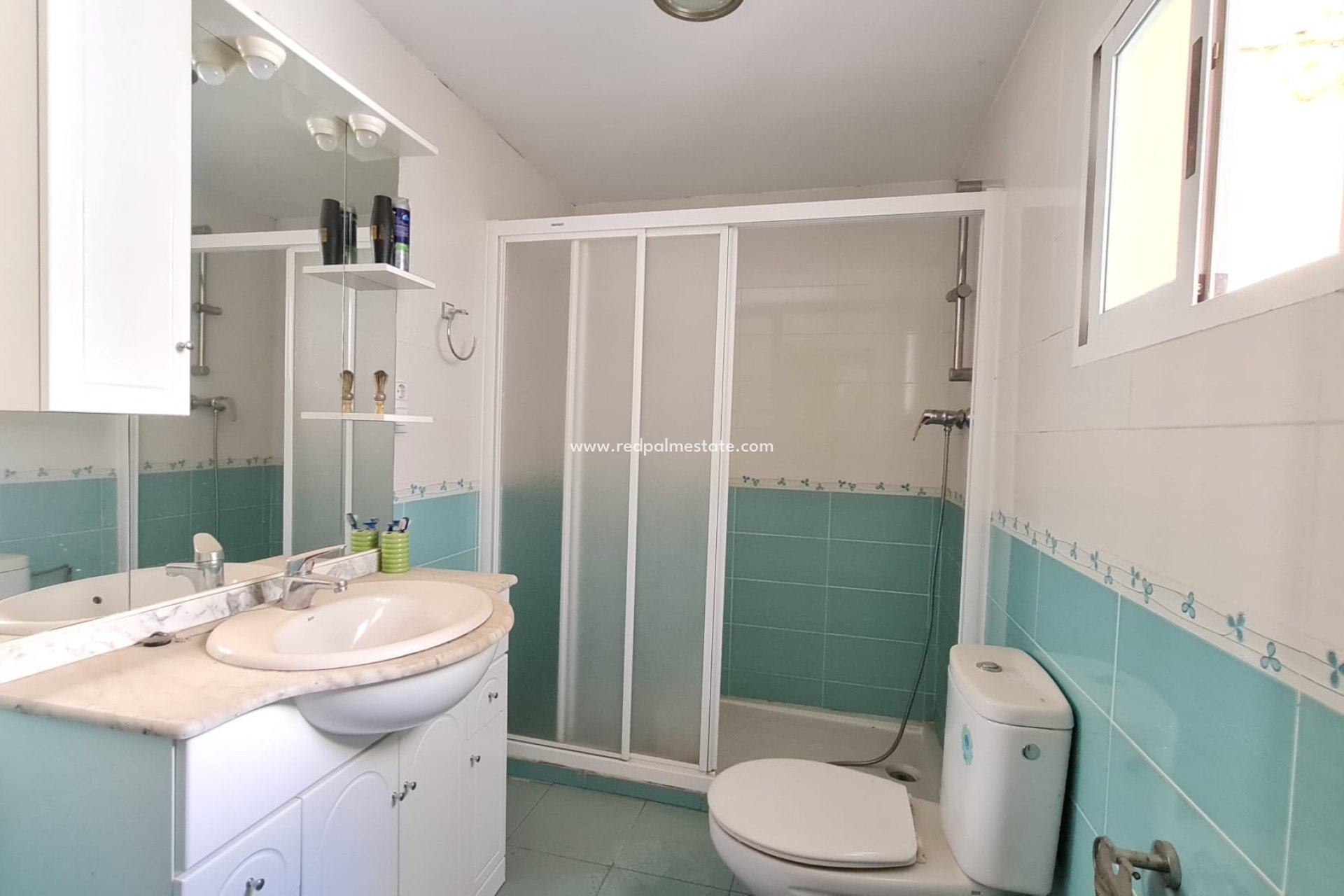 Resale - Town House -
Salinas - Inland