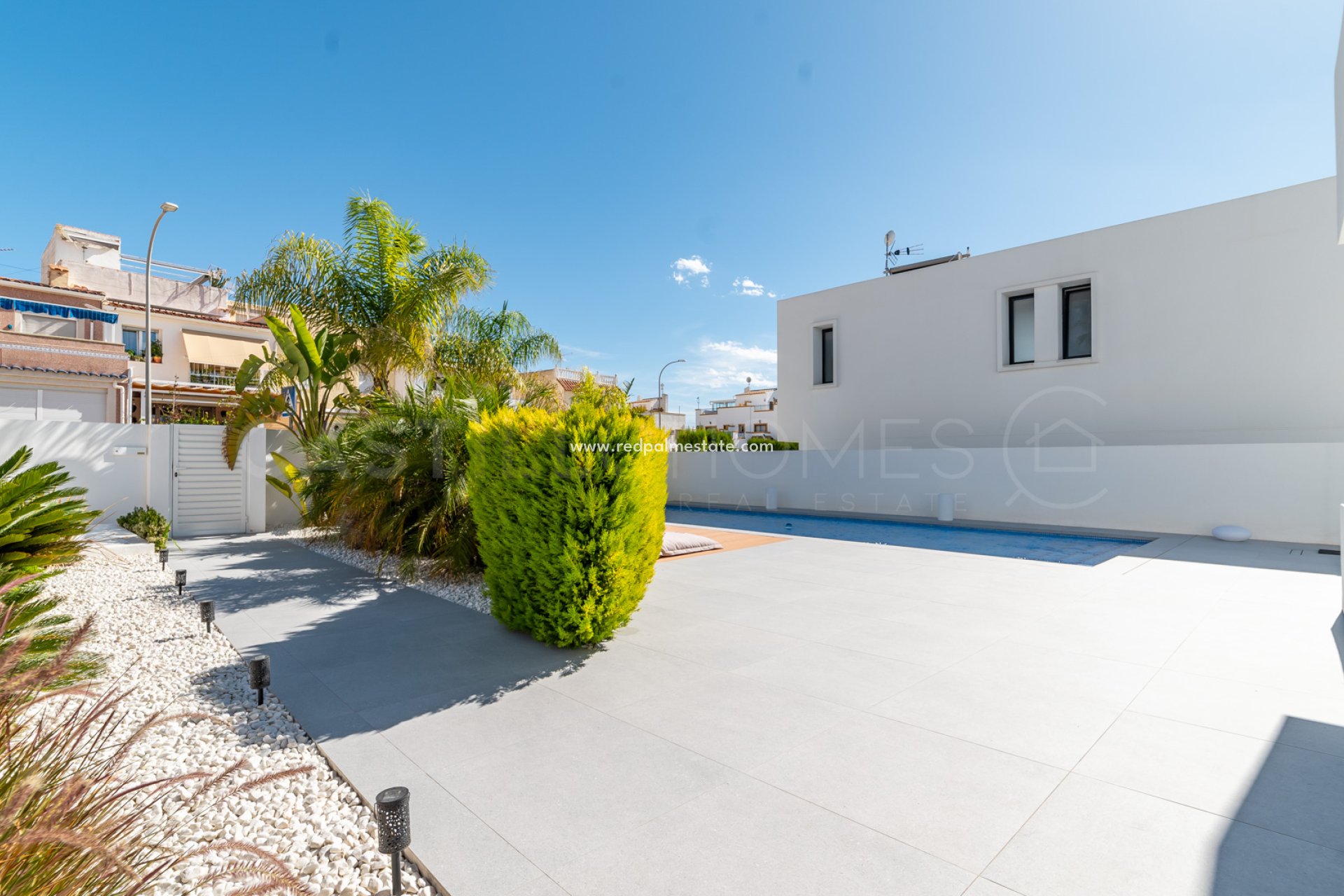 Resale - Town House -
San Fulgencio