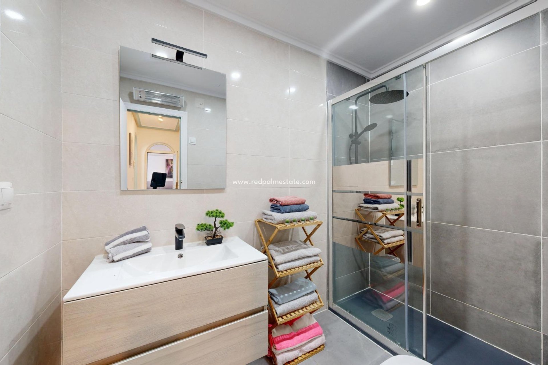 Resale - Town House -
San Miguel de Salinas - 03193