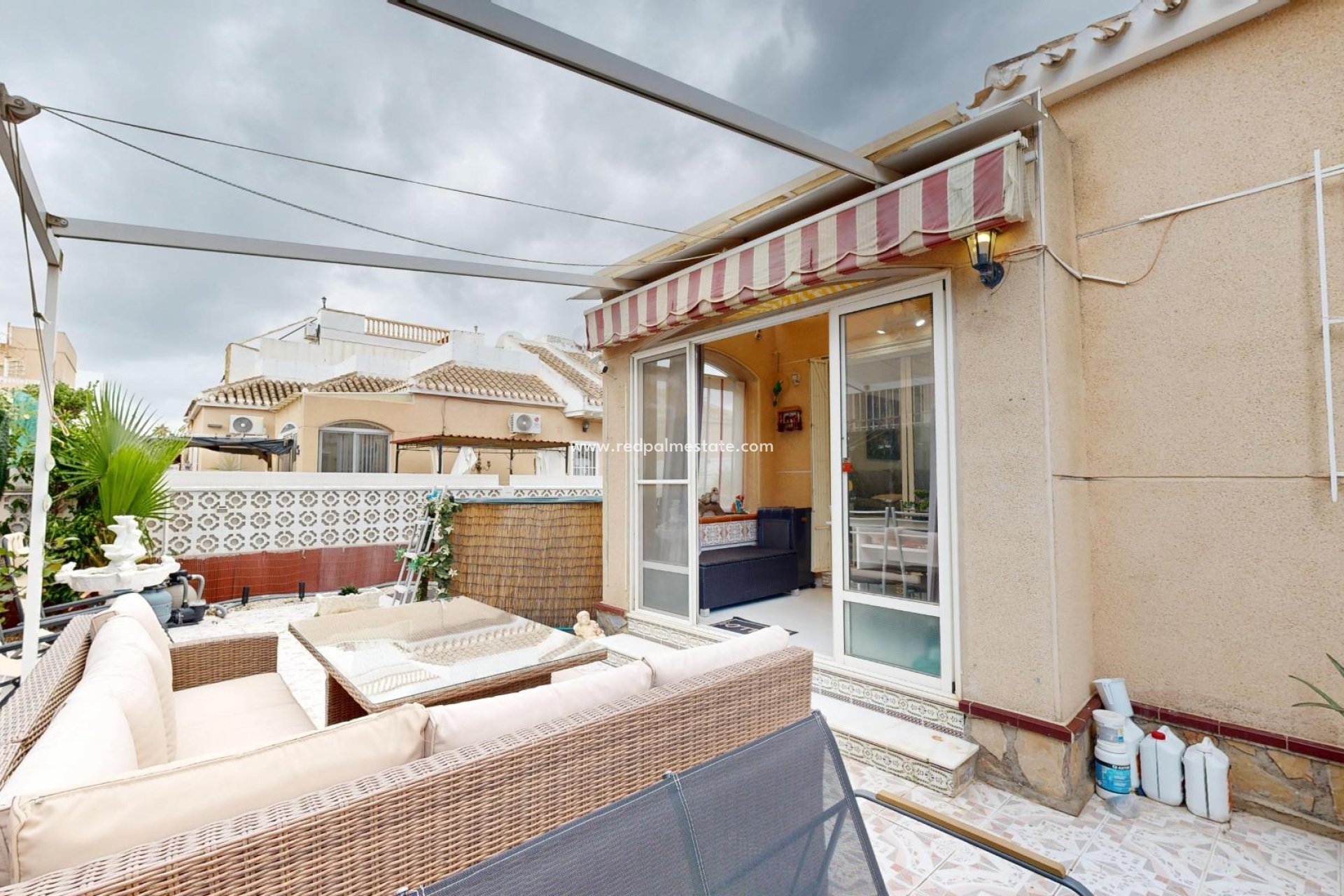 Resale - Town House -
San Miguel de Salinas - 03193