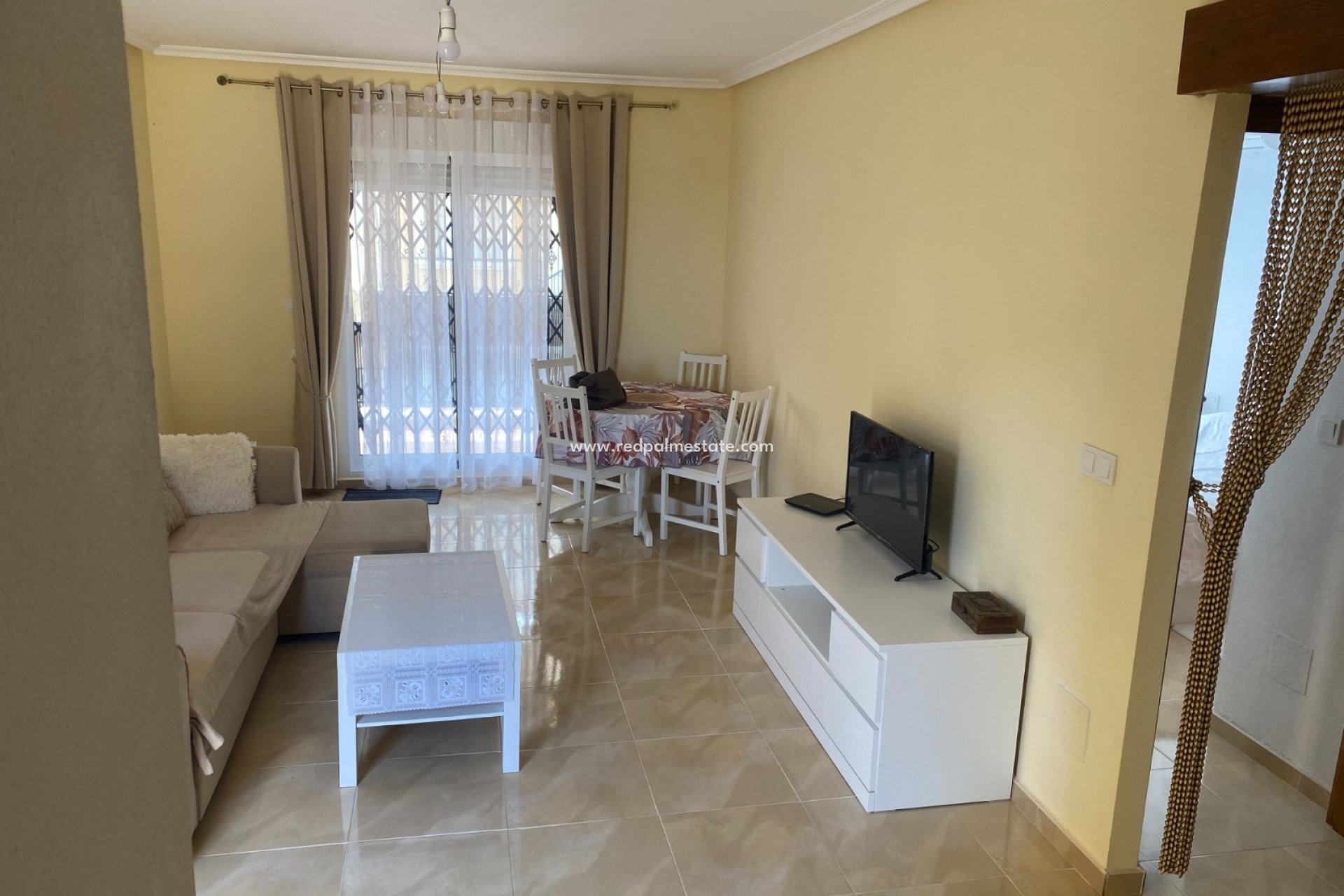 Resale - Town House -
San Miguel de Salinas - Altos De San Miguel