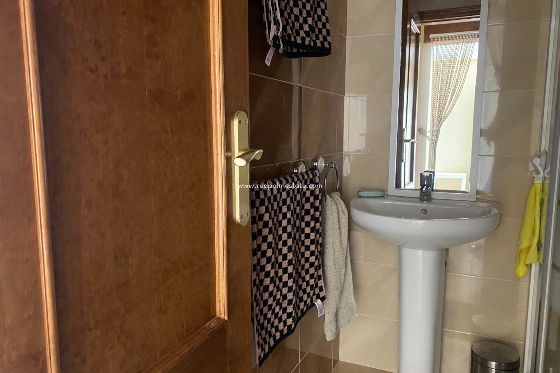 Resale - Town House -
San Miguel de Salinas - Altos De San Miguel