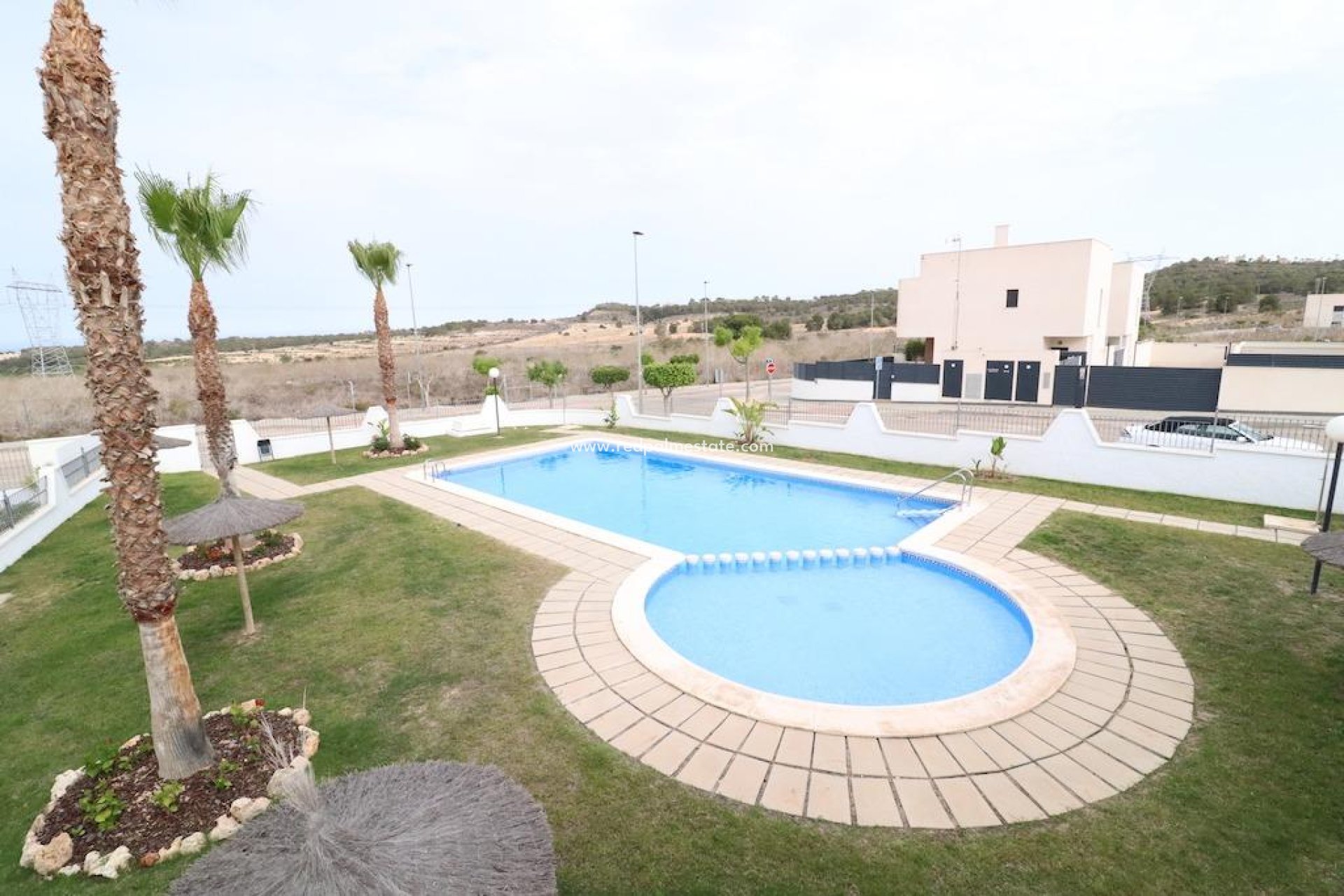 Resale - Town House -
San Miguel de Salinas - Cerro del Sol