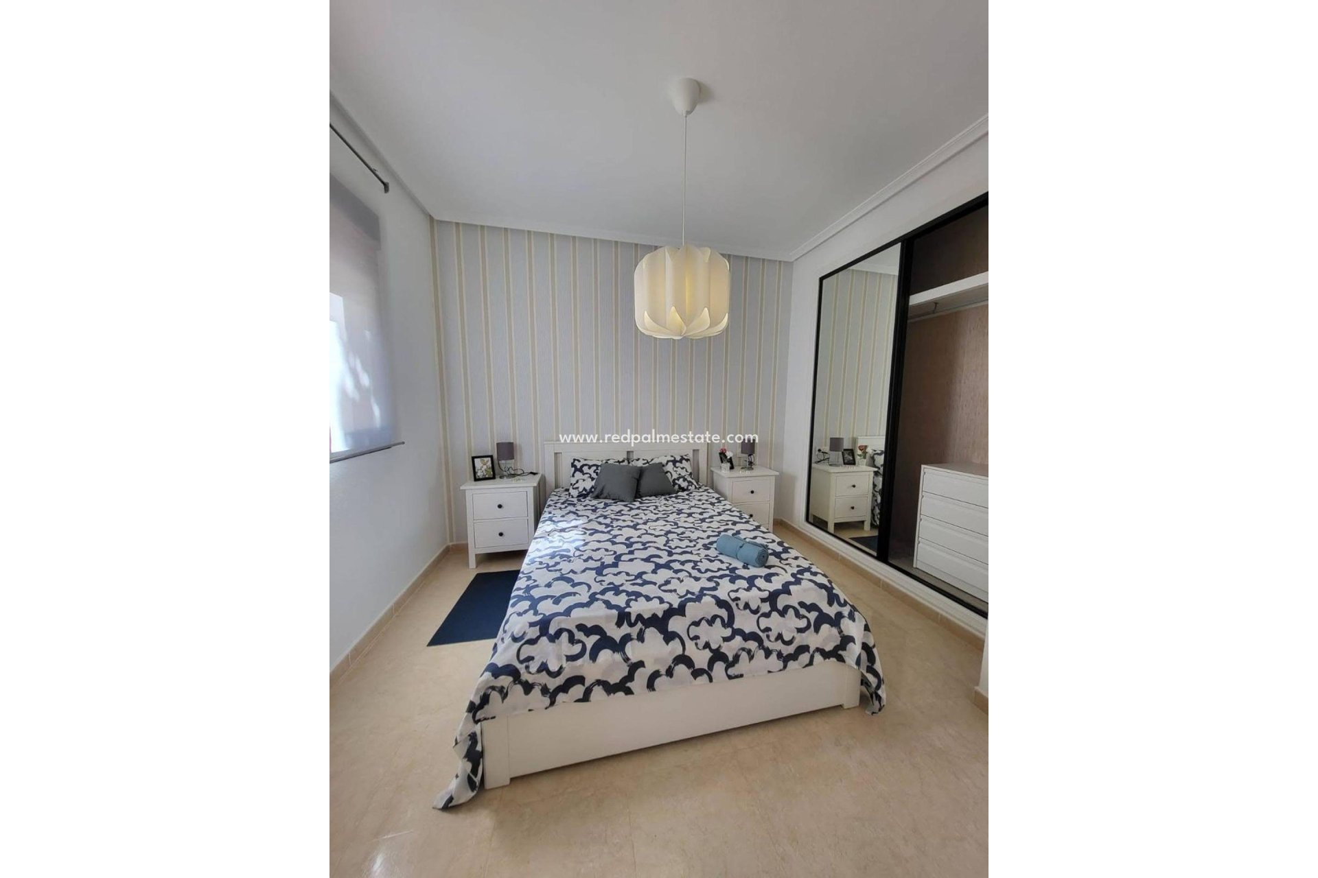 Resale - Town House -
San Miguel de Salinas - Ciudad De Las Comunicaciones