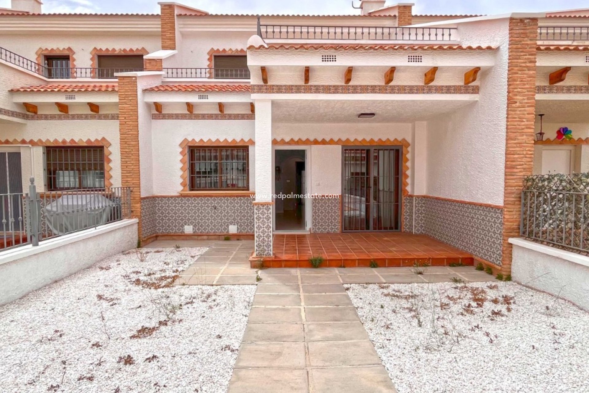 Resale - Town House -
San Miguel de Salinas - Inland