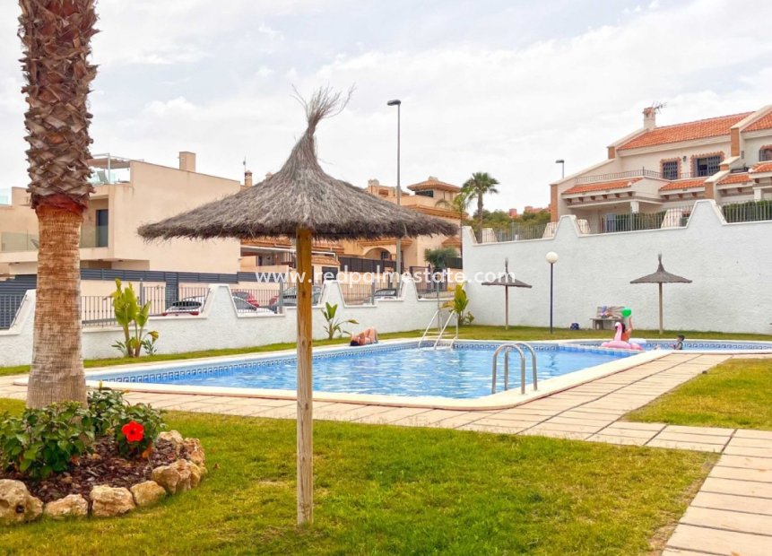 Resale - Town House -
San Miguel de Salinas - Inland