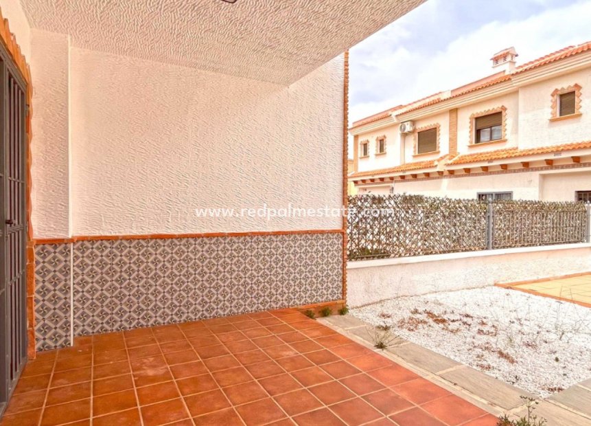 Resale - Town House -
San Miguel de Salinas - Inland