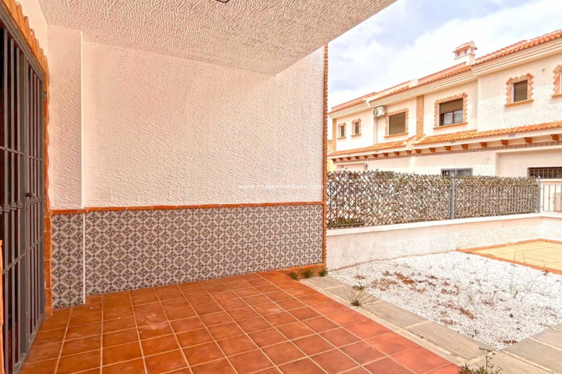 Resale - Town House -
San Miguel de Salinas - Inland