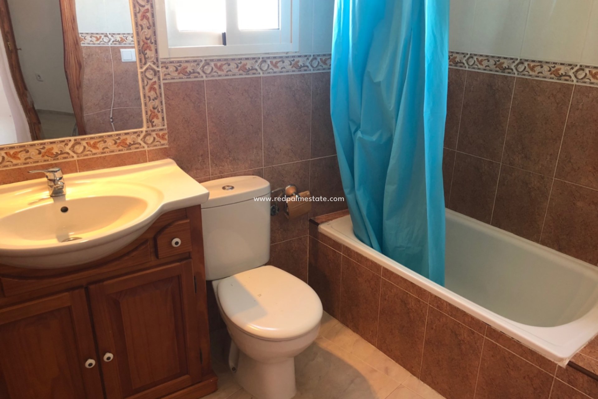 Resale - Town House -
San Miguel de Salinas - Inland