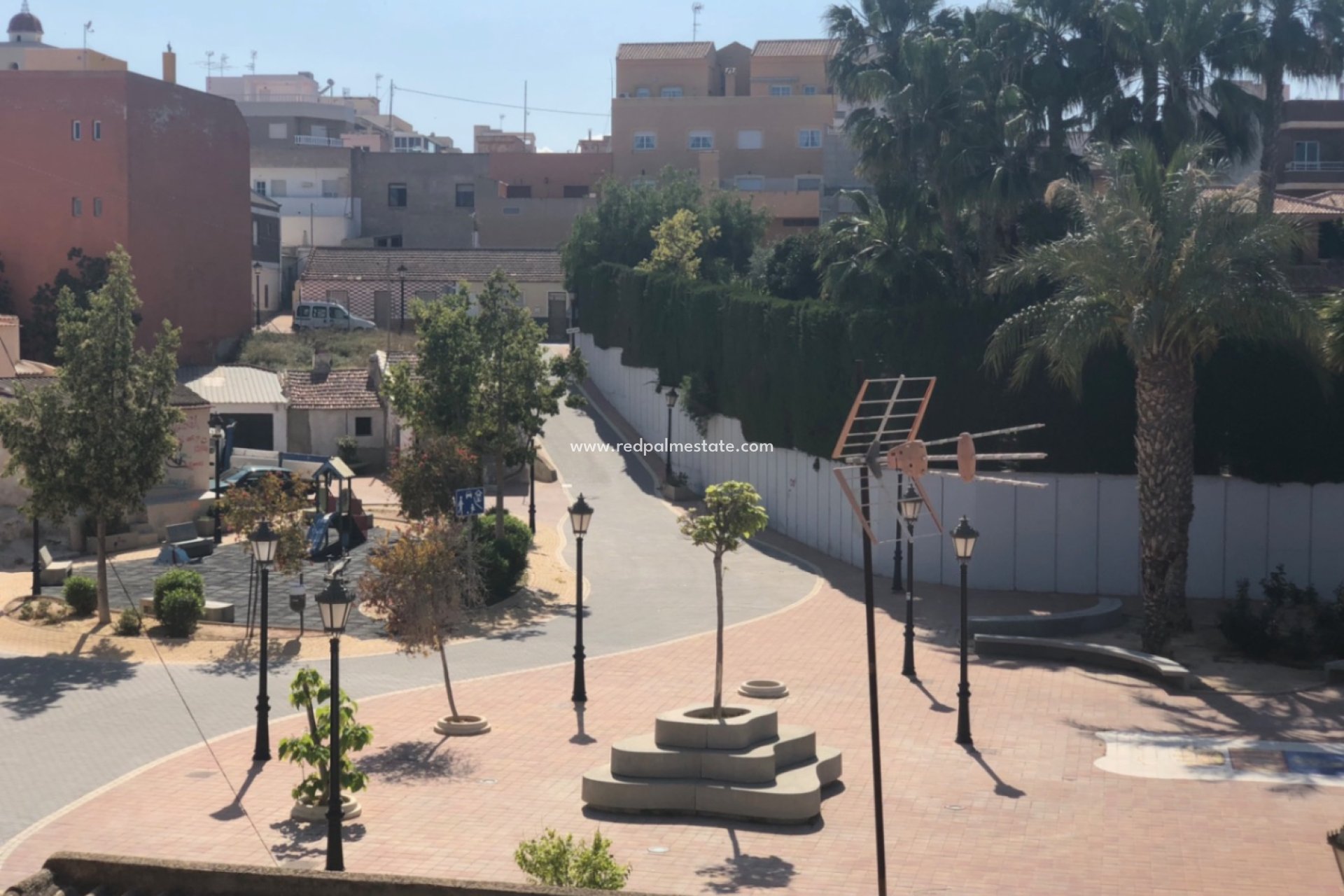 Resale - Town House -
San Miguel de Salinas - Inland