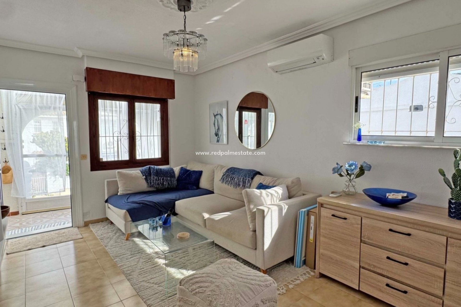 Resale - Town House -
San Miguel de Salinas - Inland