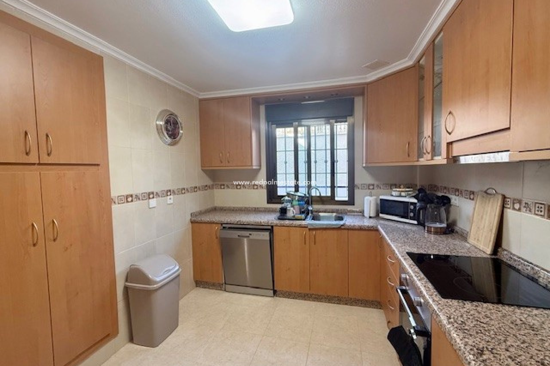 Resale - Town House -
San Miguel de Salinas - Inland