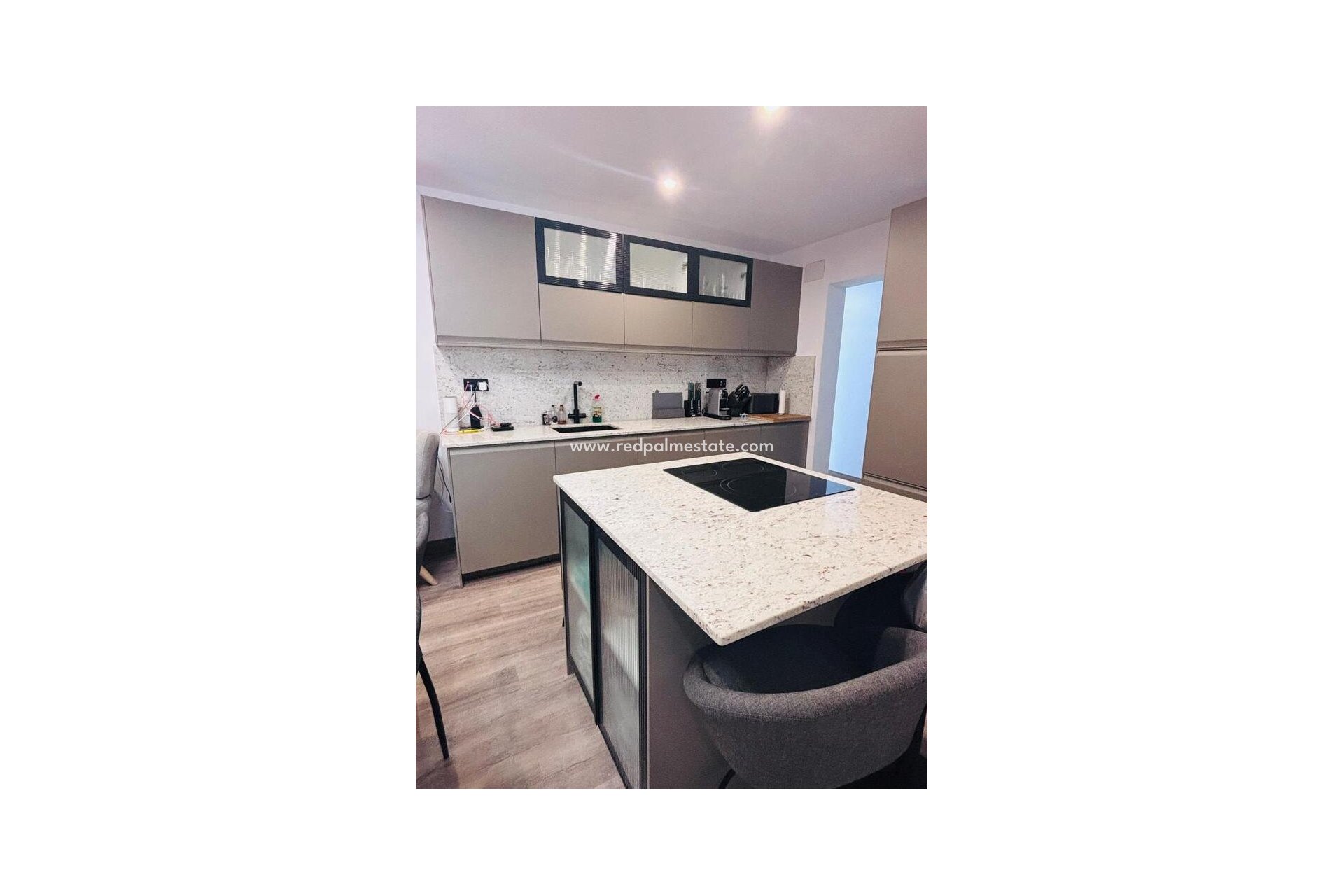 Resale - Town House -
San Miguel de Salinas - Inland