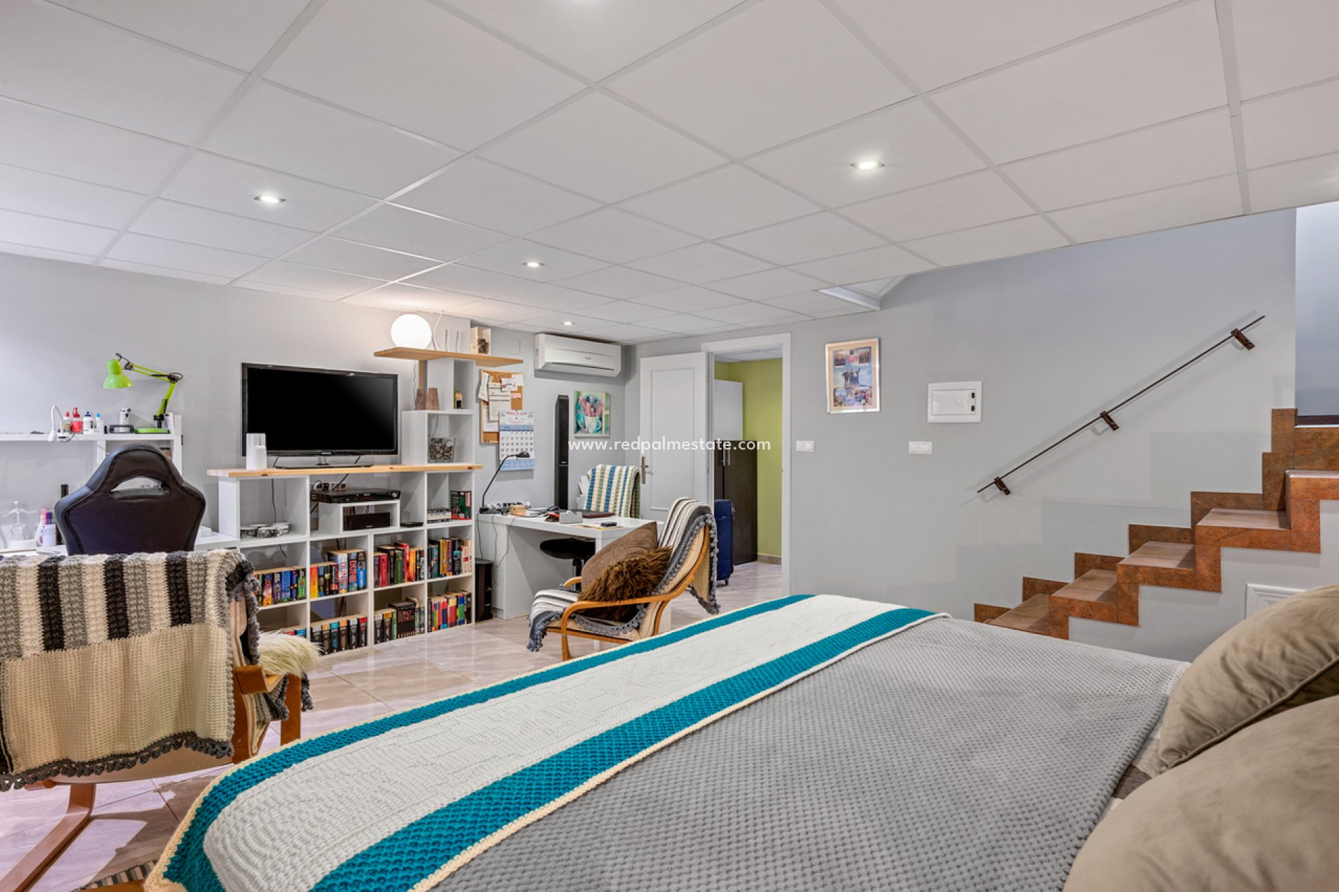 Resale - Town House -
San Miguel de Salinas - Inland