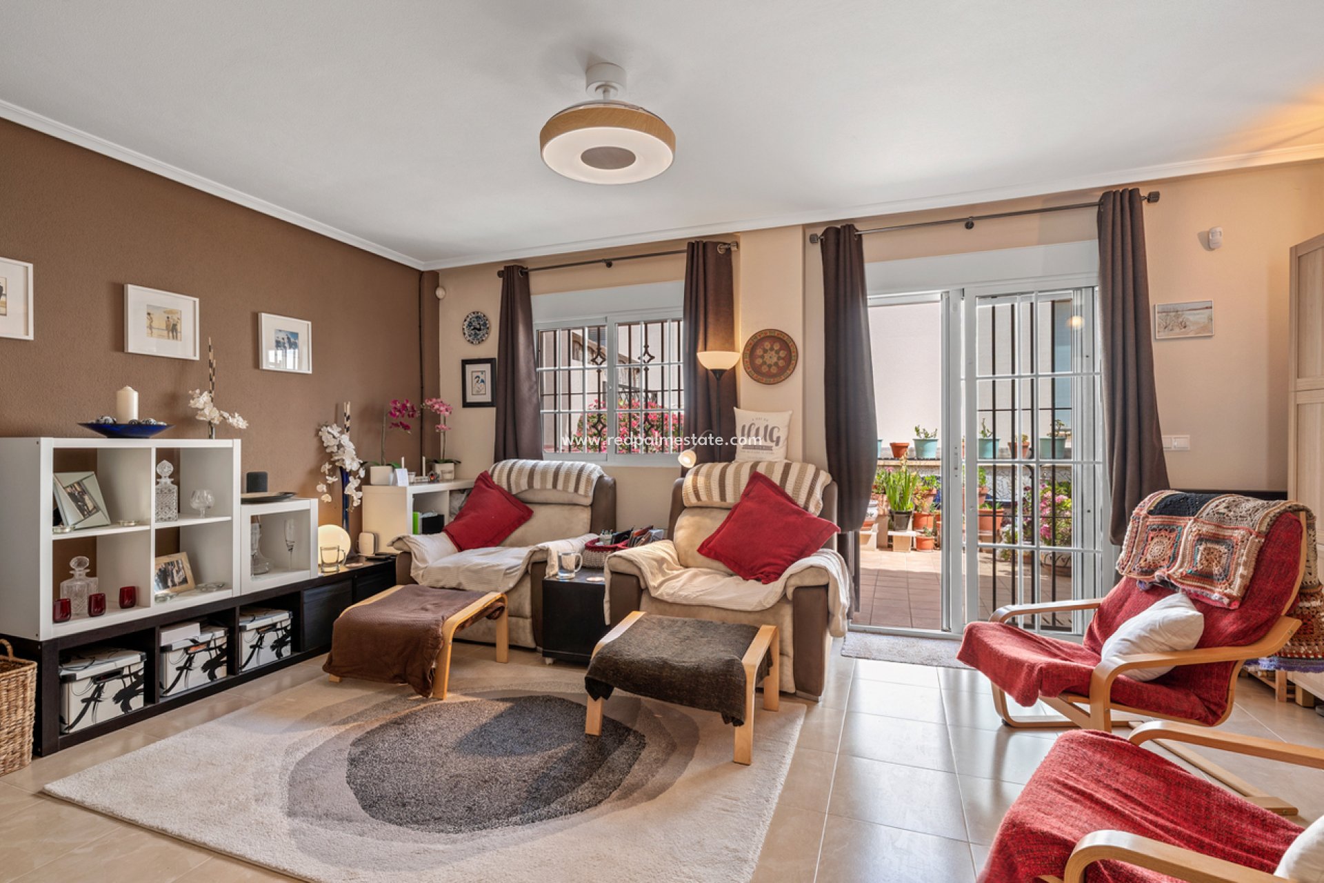 Resale - Town House -
San Miguel de Salinas - Inland