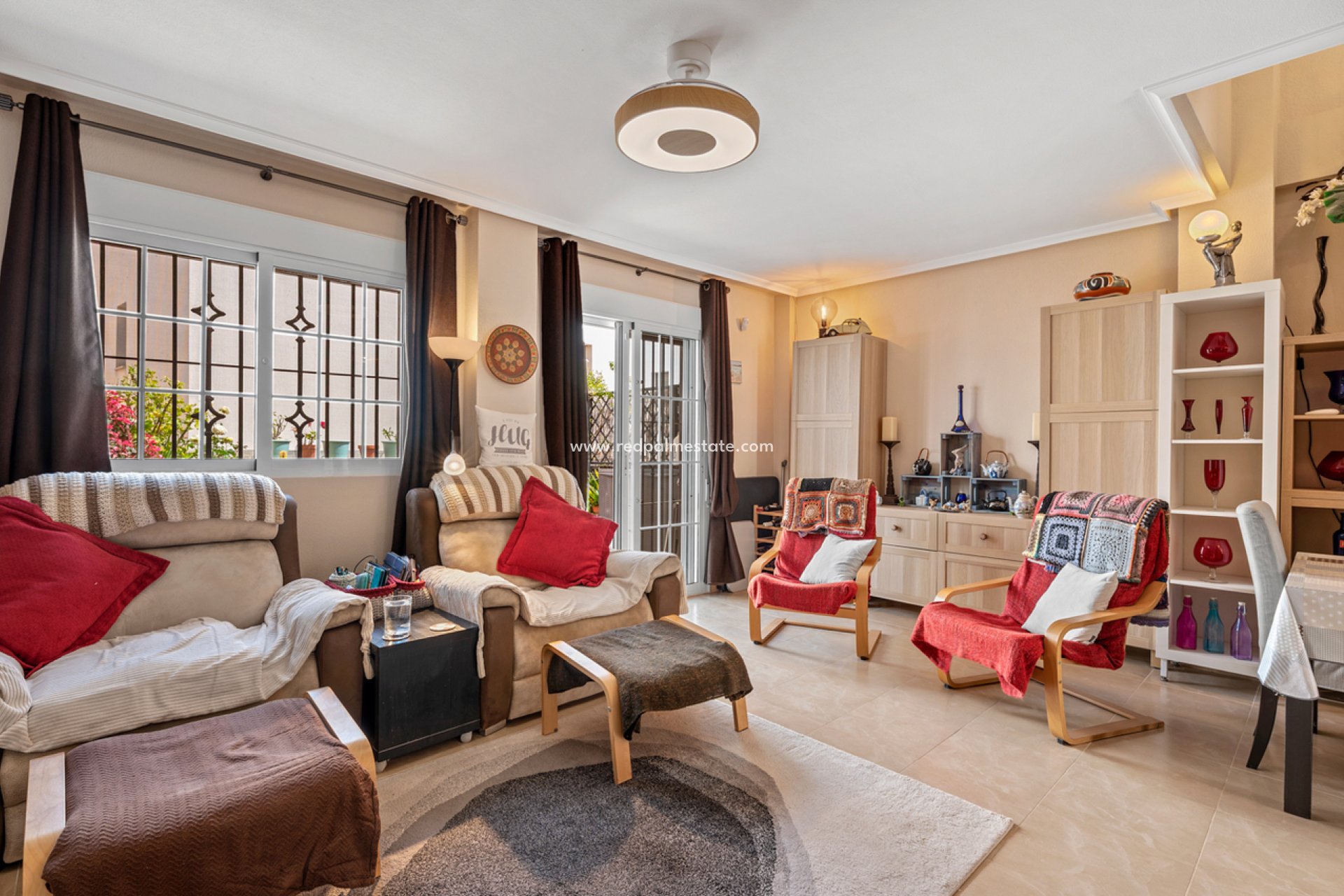 Resale - Town House -
San Miguel de Salinas - Inland