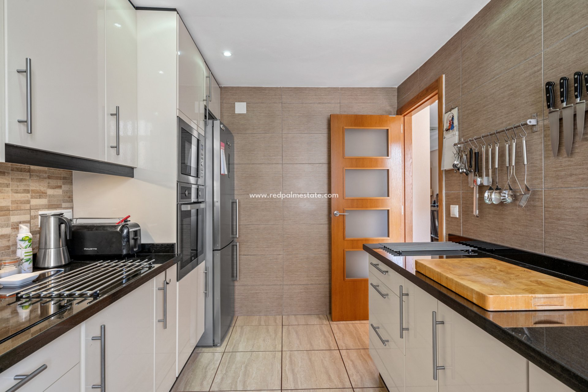 Resale - Town House -
San Miguel de Salinas - Inland