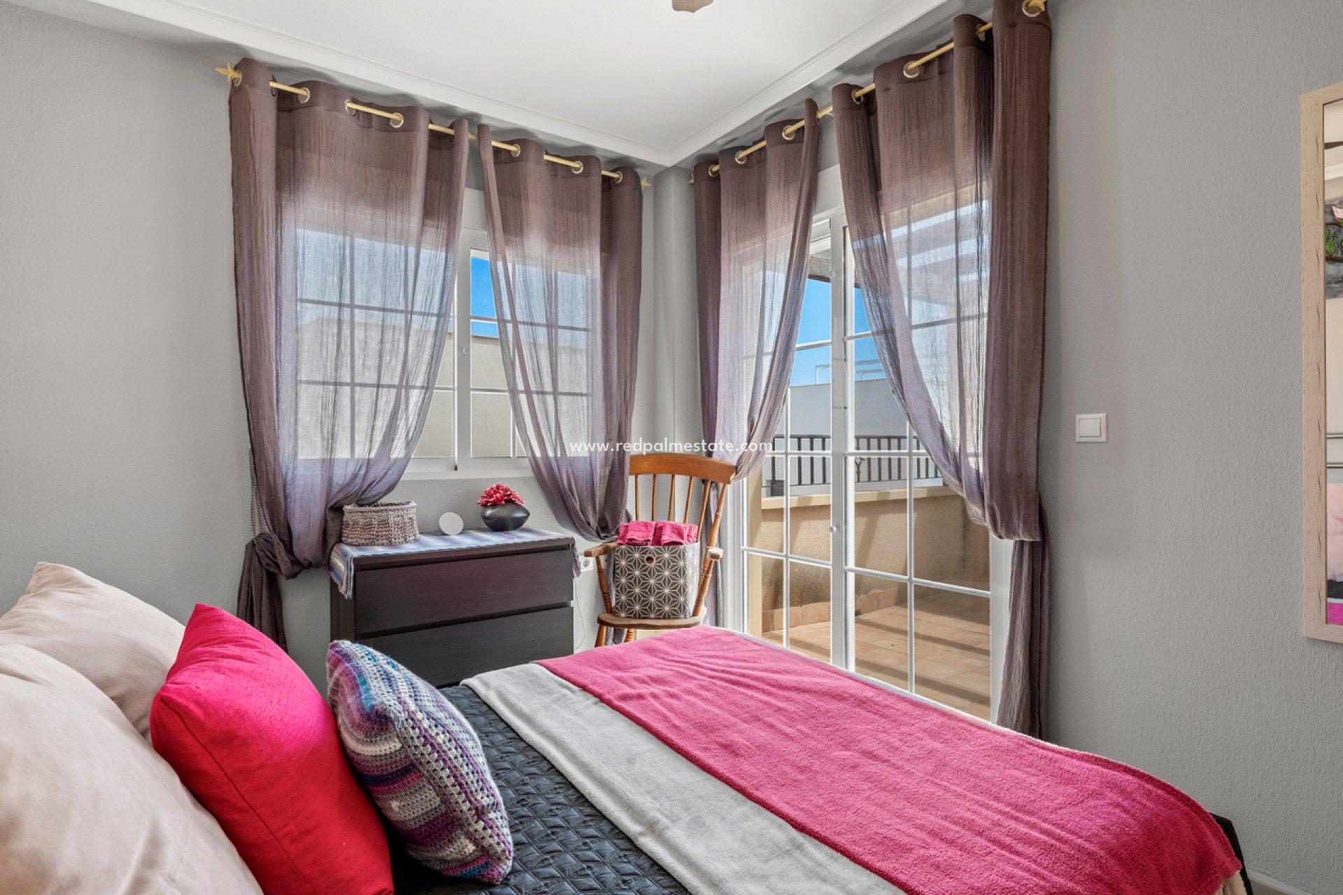 Resale - Town House -
San Miguel de Salinas - Inland