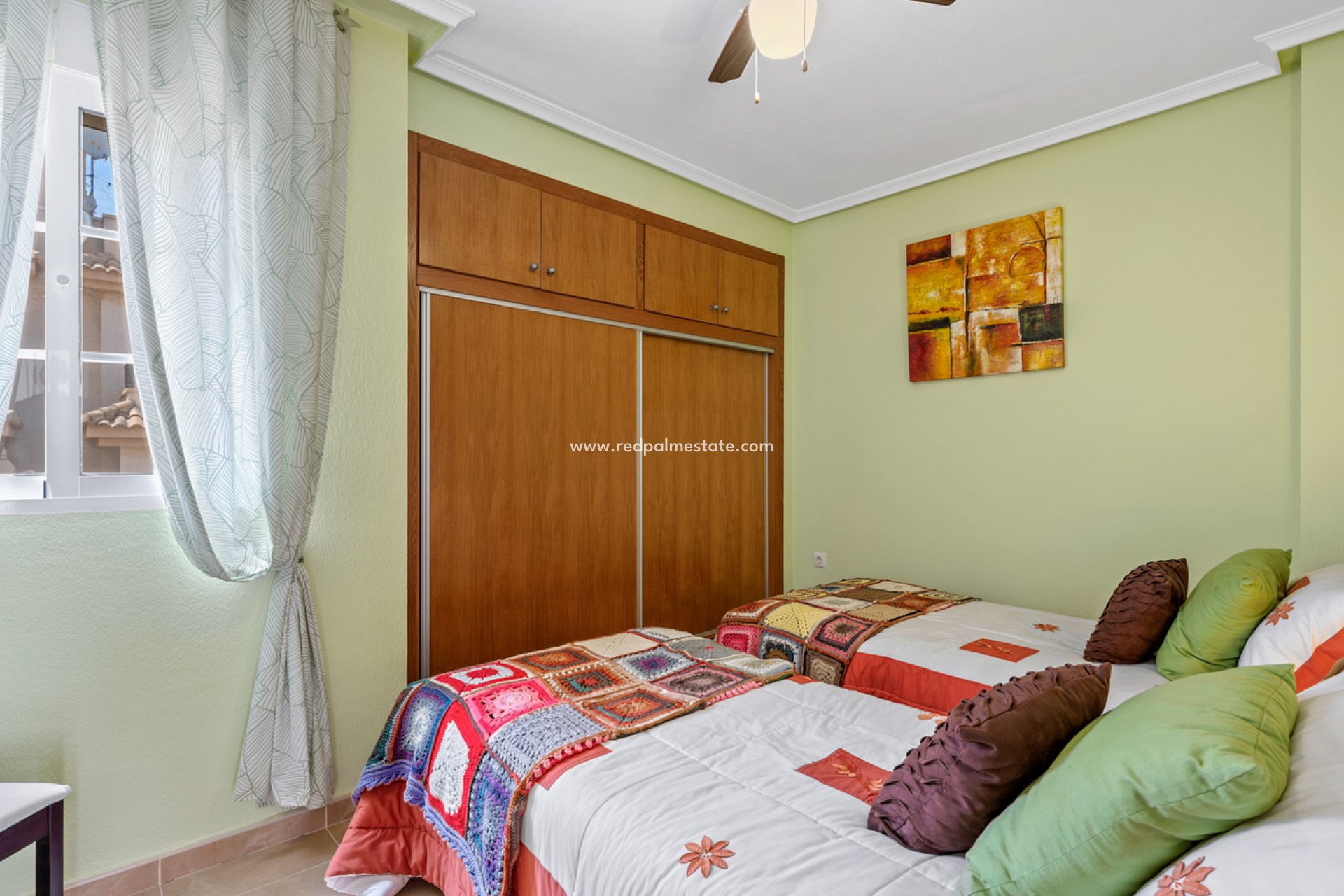 Resale - Town House -
San Miguel de Salinas - Inland