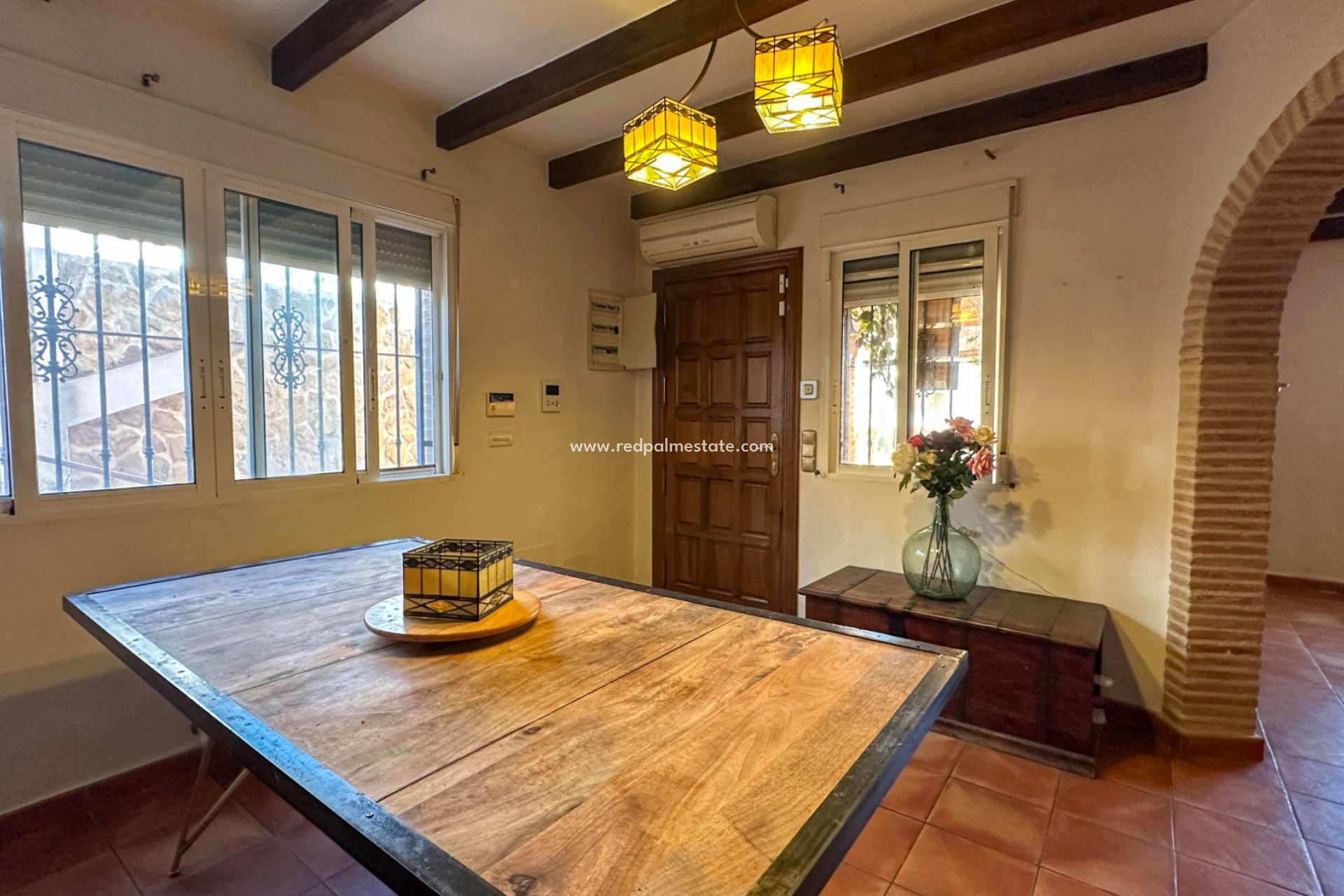 Resale - Town House -
San Miguel de Salinas - Inland