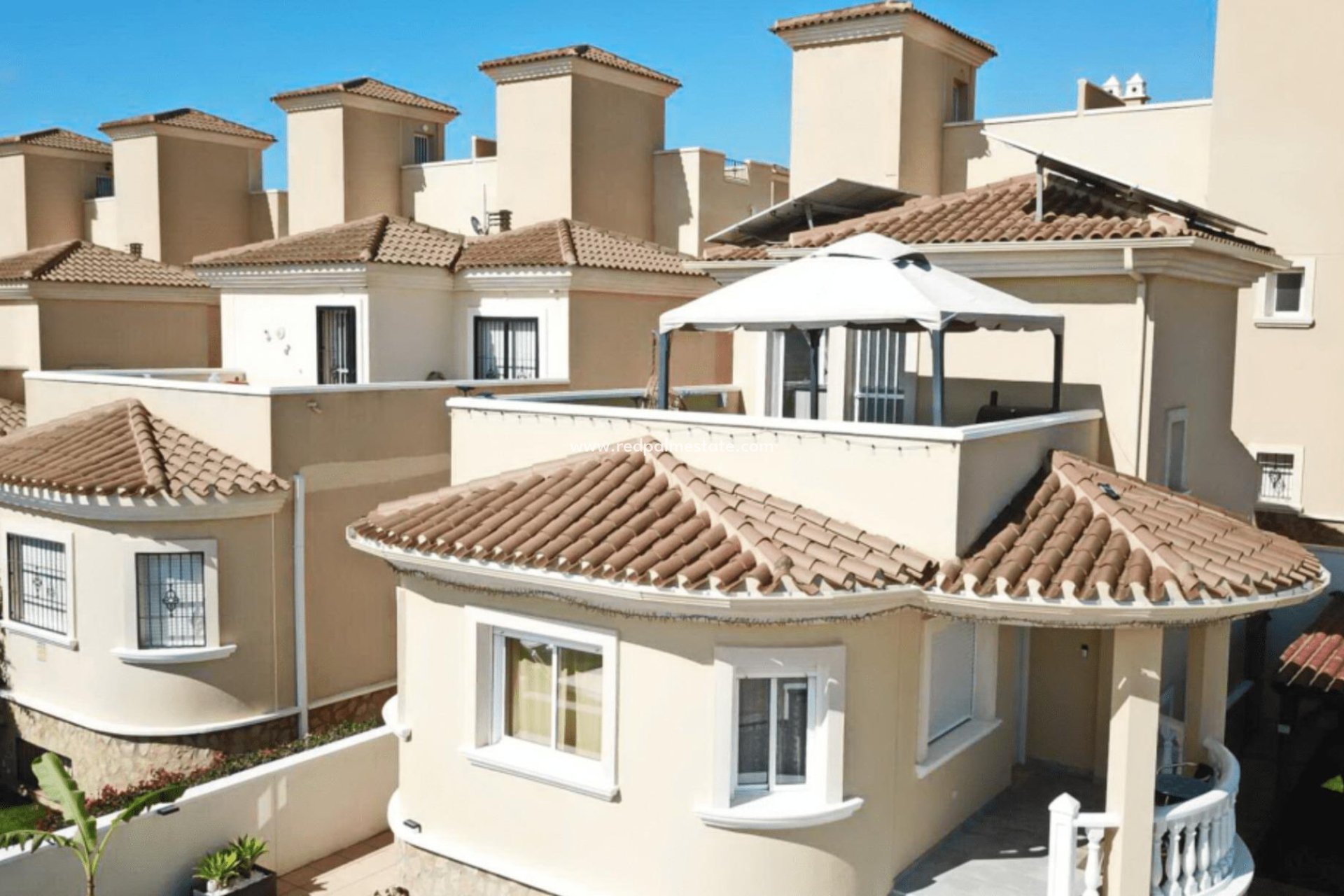 Resale - Town House -
San Miguel de Salinas - Mirador de san miguel