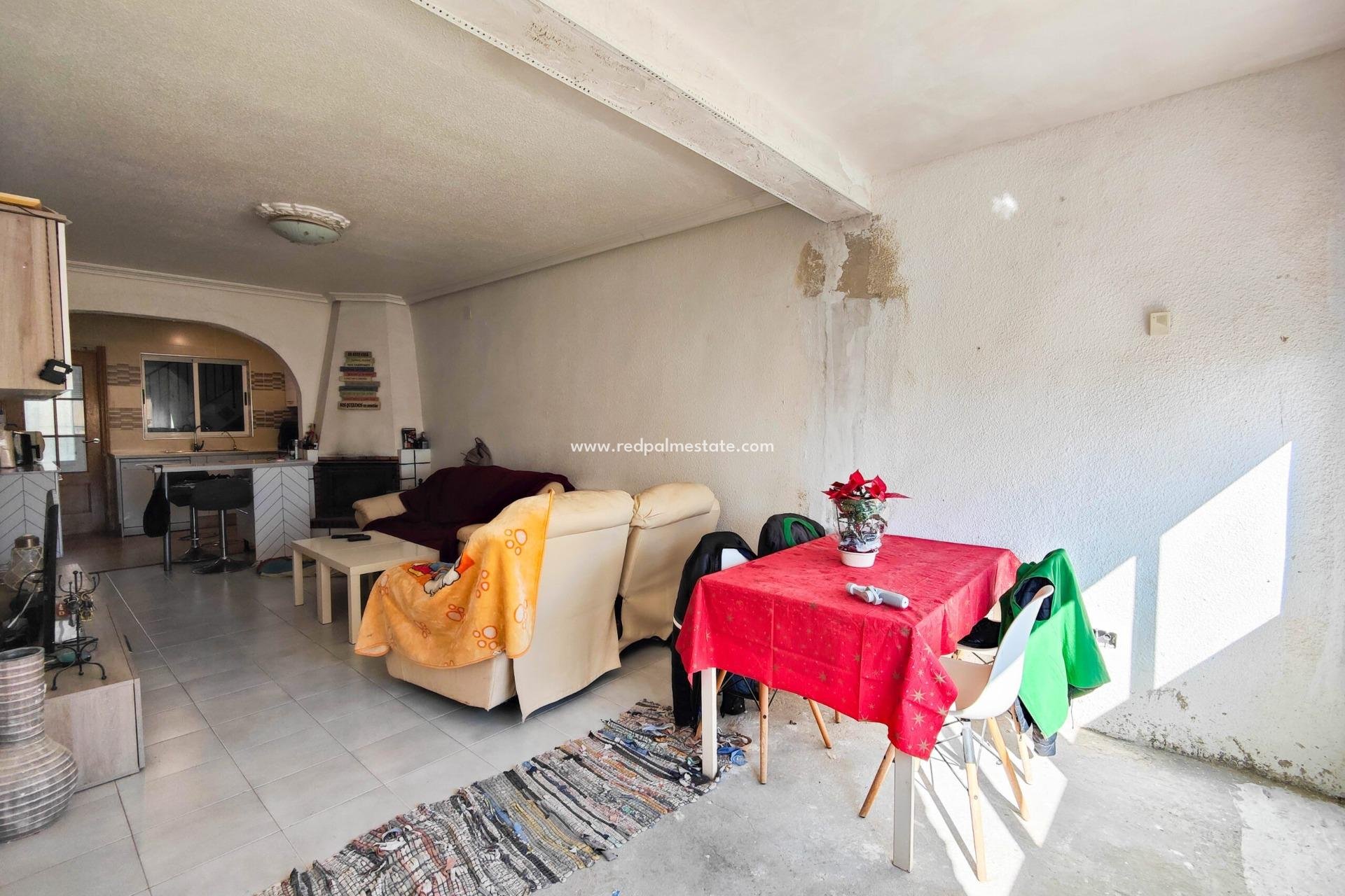 Resale - Town House -
San Miguel de Salinas - Pueblo 9