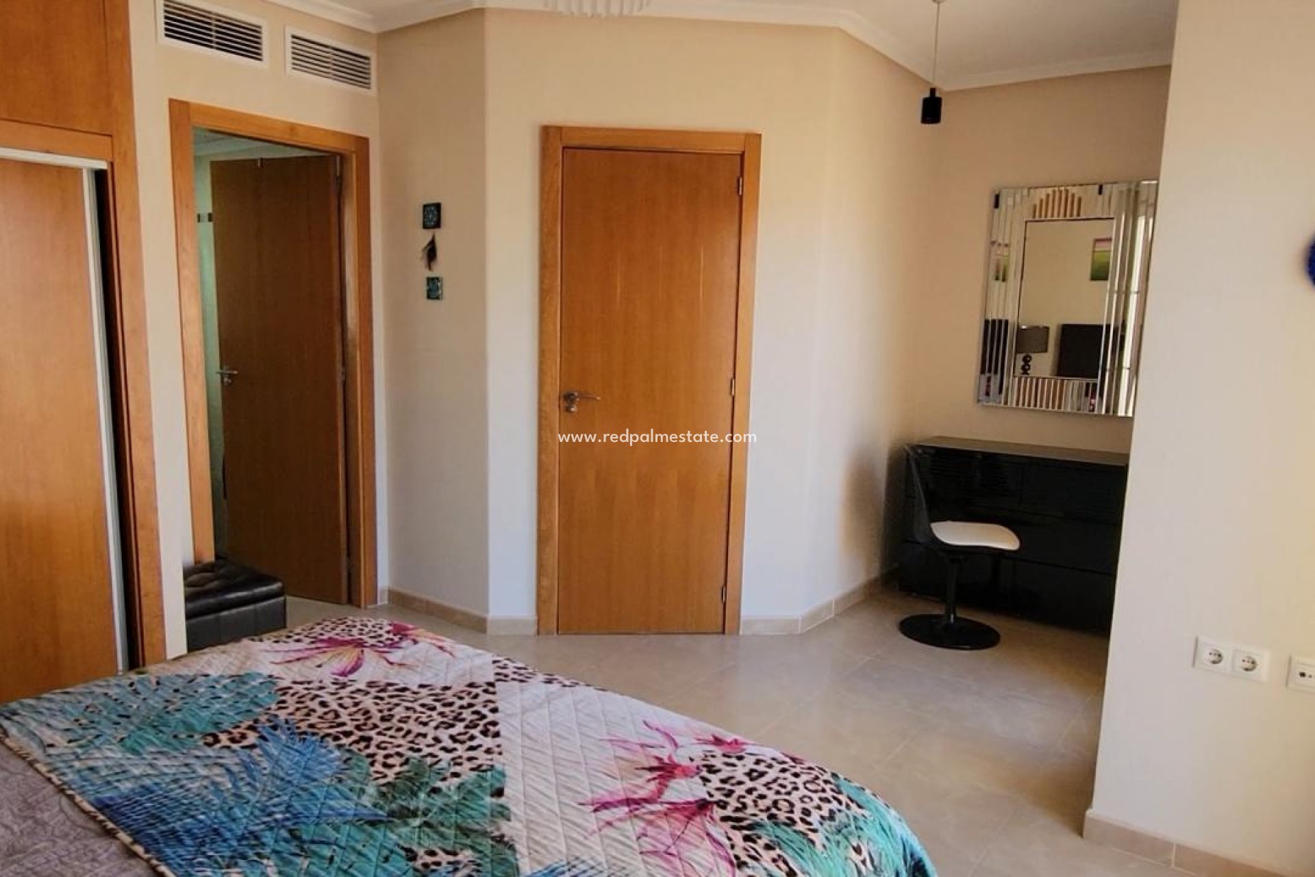 Resale - Town House -
San Miguel de Salinas - San Miguel Salinas