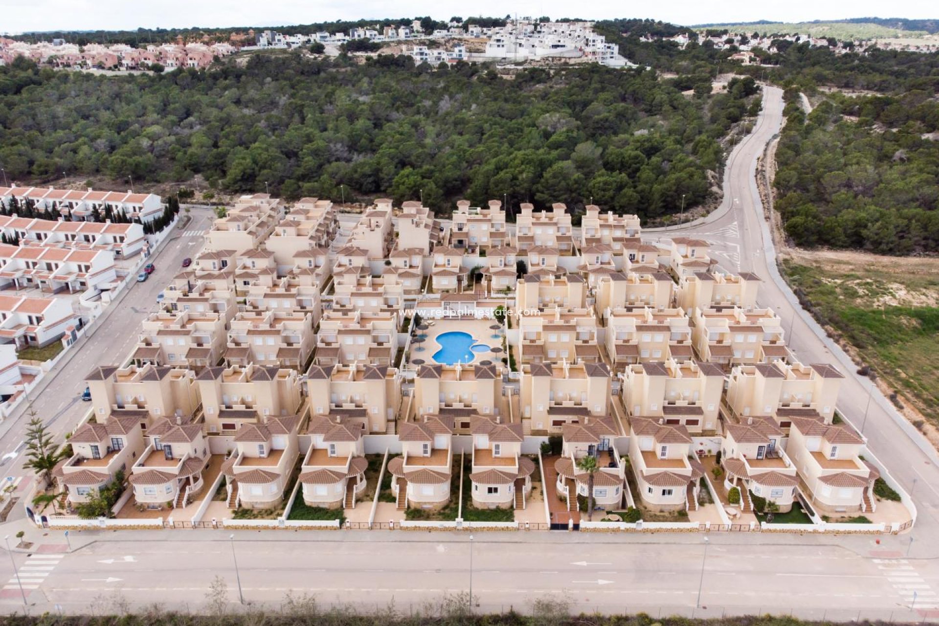 Resale - Town House -
San Miguel de Salinas - San Miguel Salinas