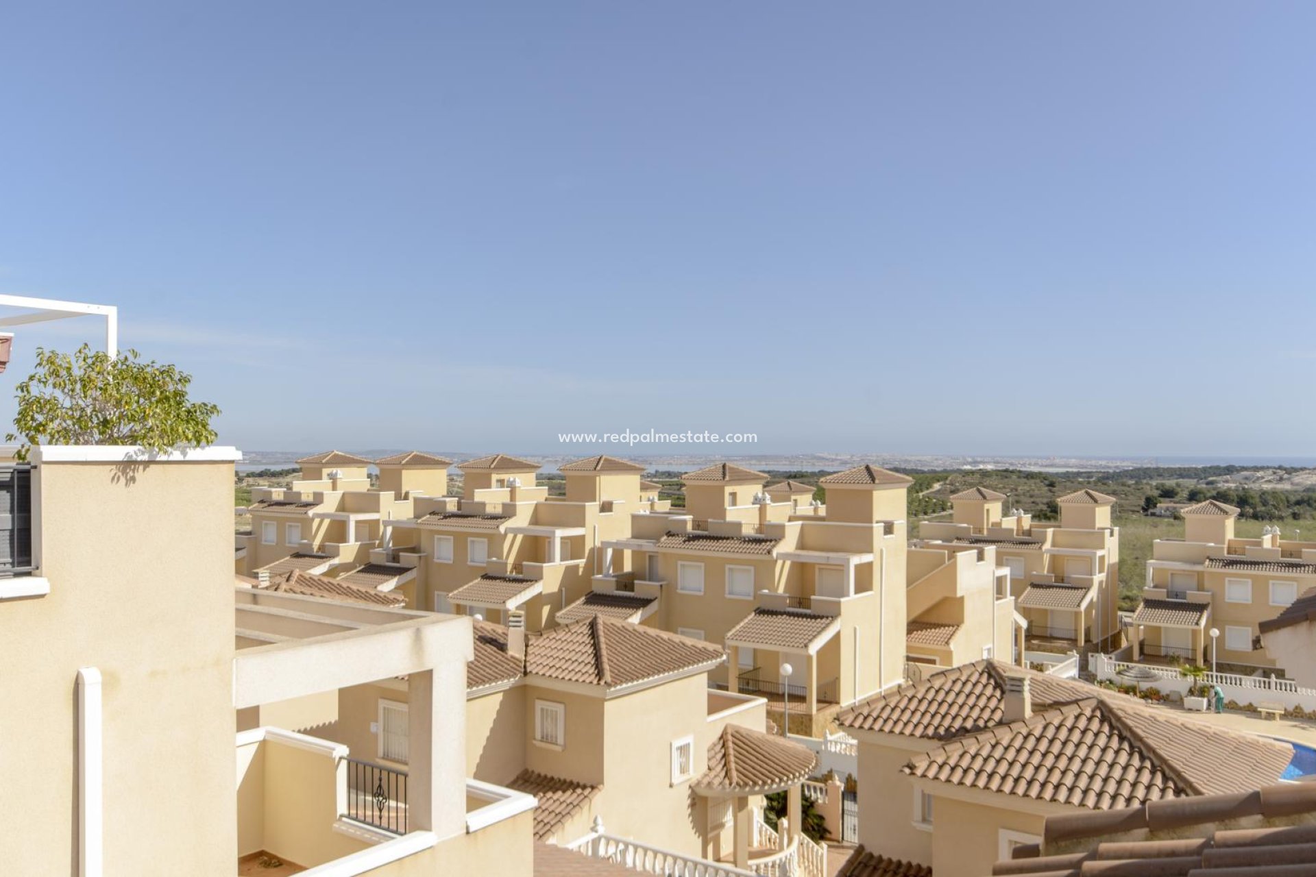 Resale - Town House -
San Miguel de Salinas - San Miguel Salinas