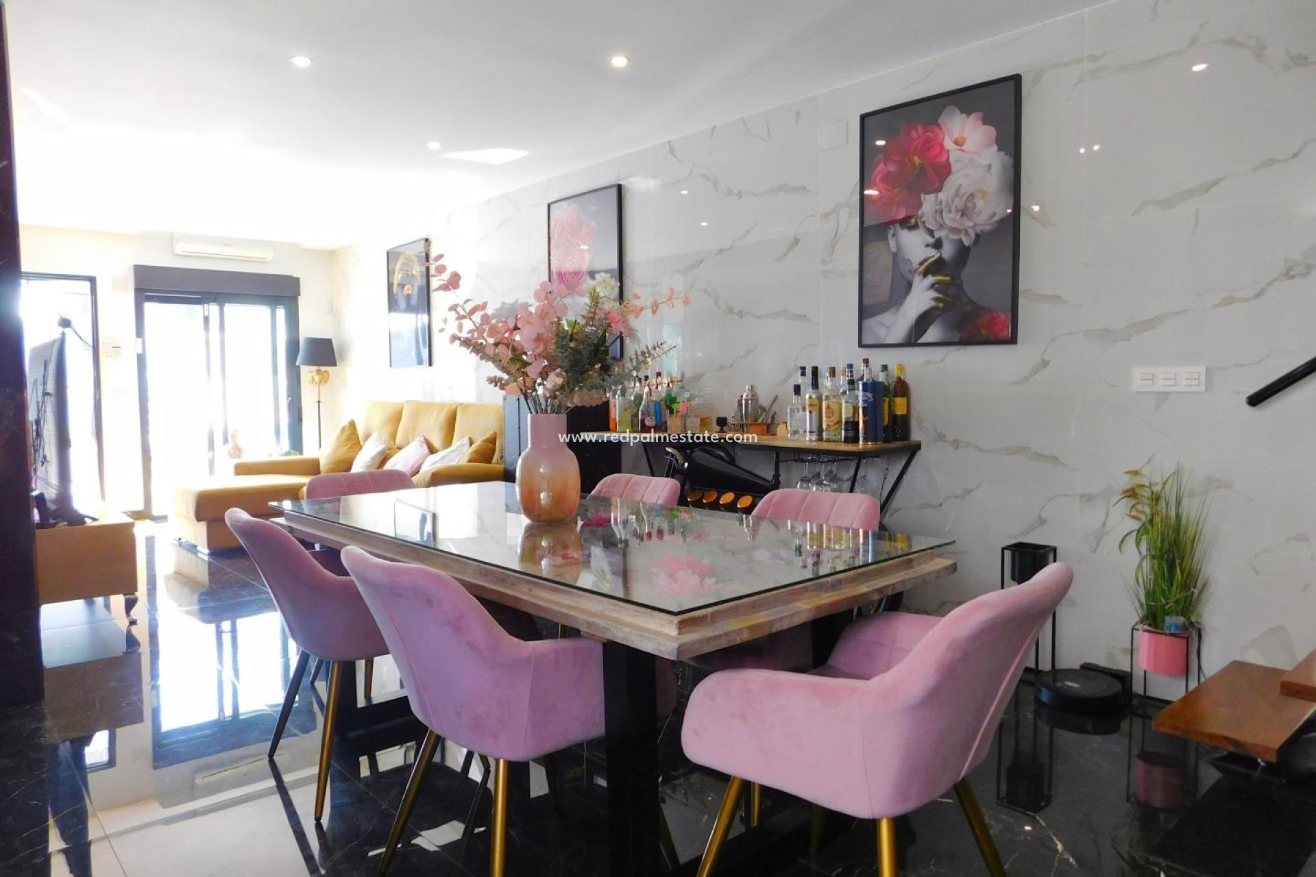 Resale - Town House -
San Miguel de Salinas - San Miguel Salinas