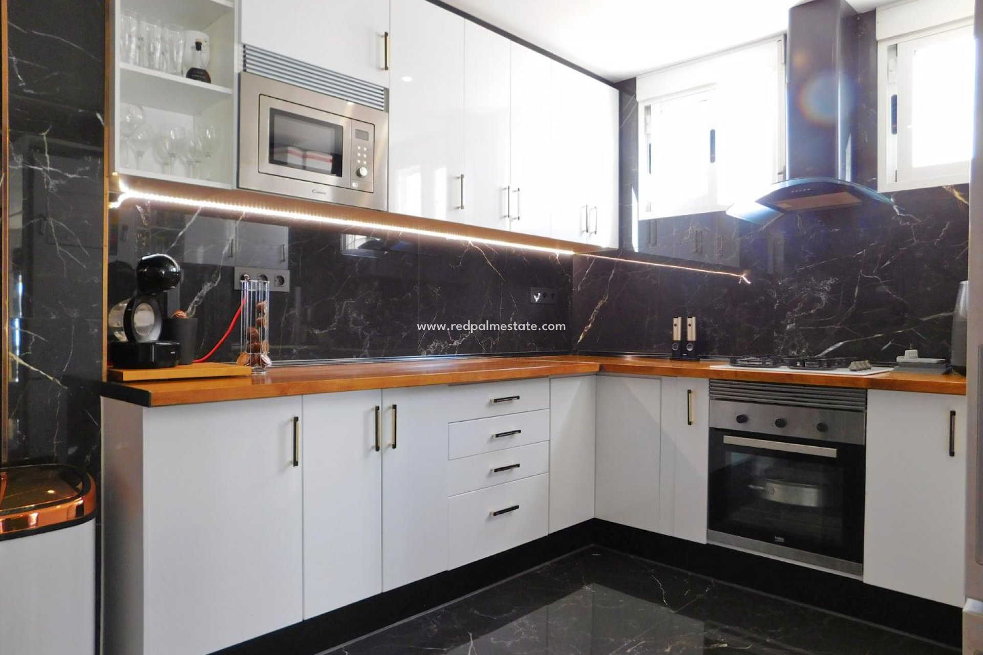 Resale - Town House -
San Miguel de Salinas - San Miguel Salinas