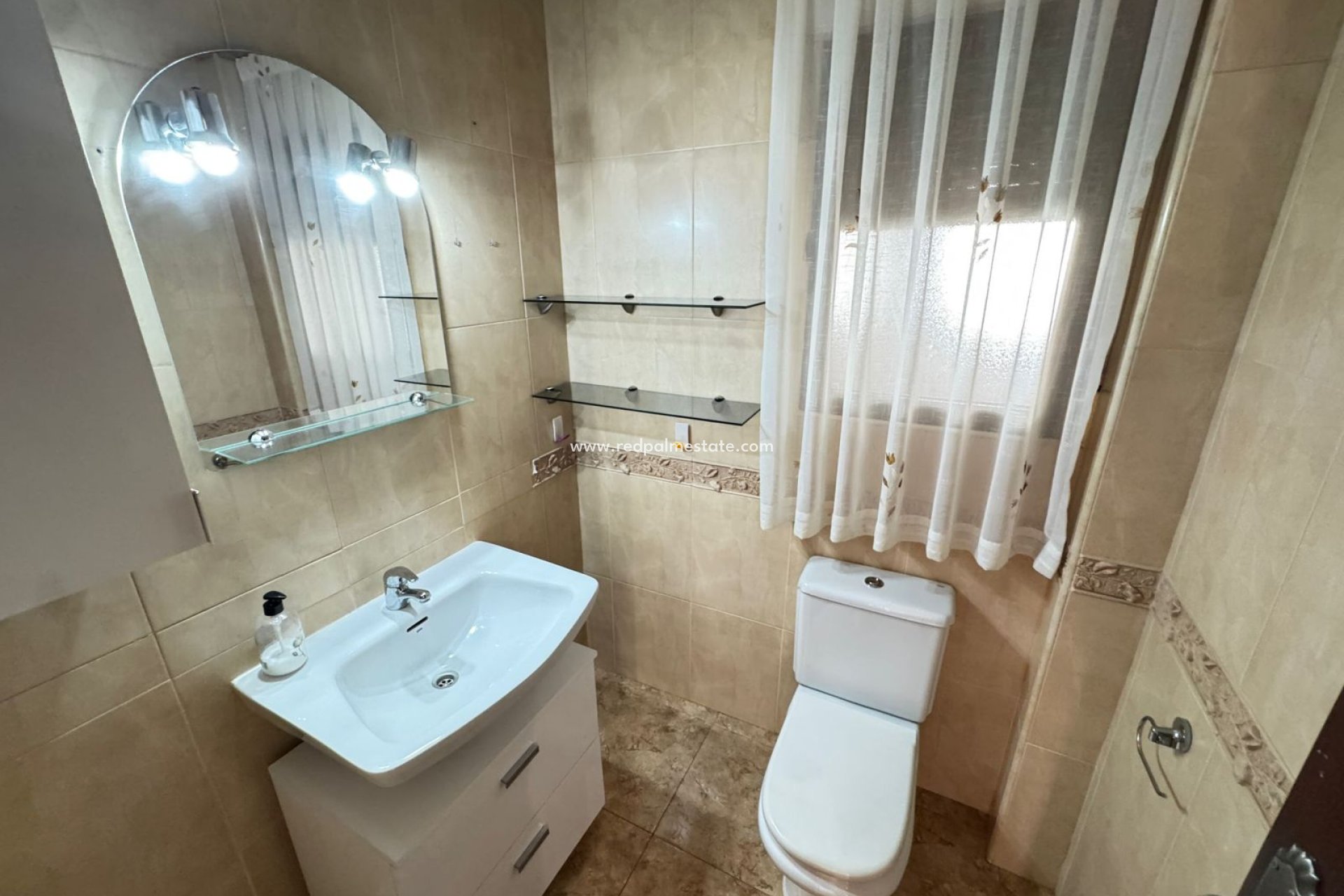 Resale - Town House -
San Miguel de Salinas - San Miguel Salinas