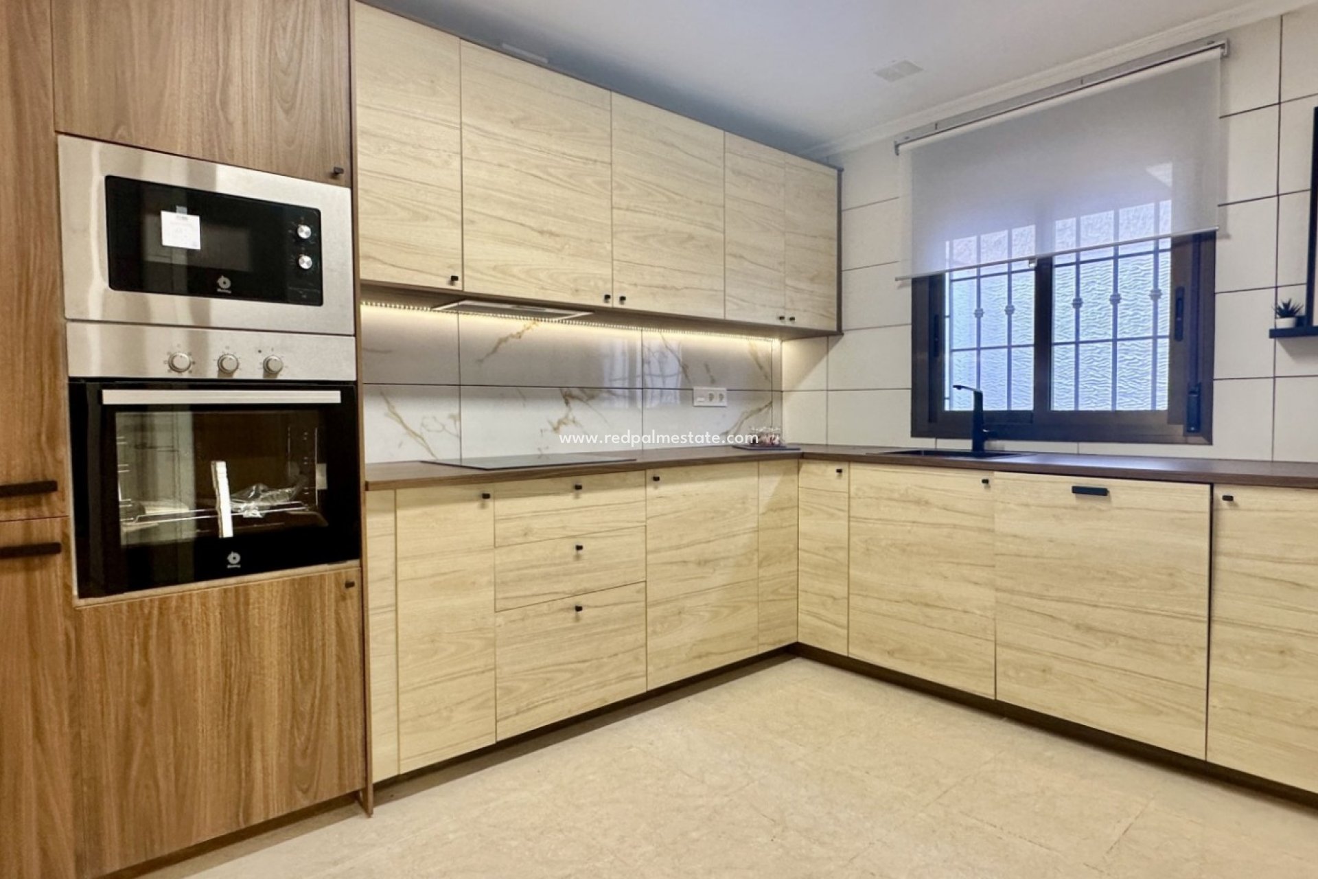 Resale - Town House -
San Miguel de Salinas - San Miguel Salinas