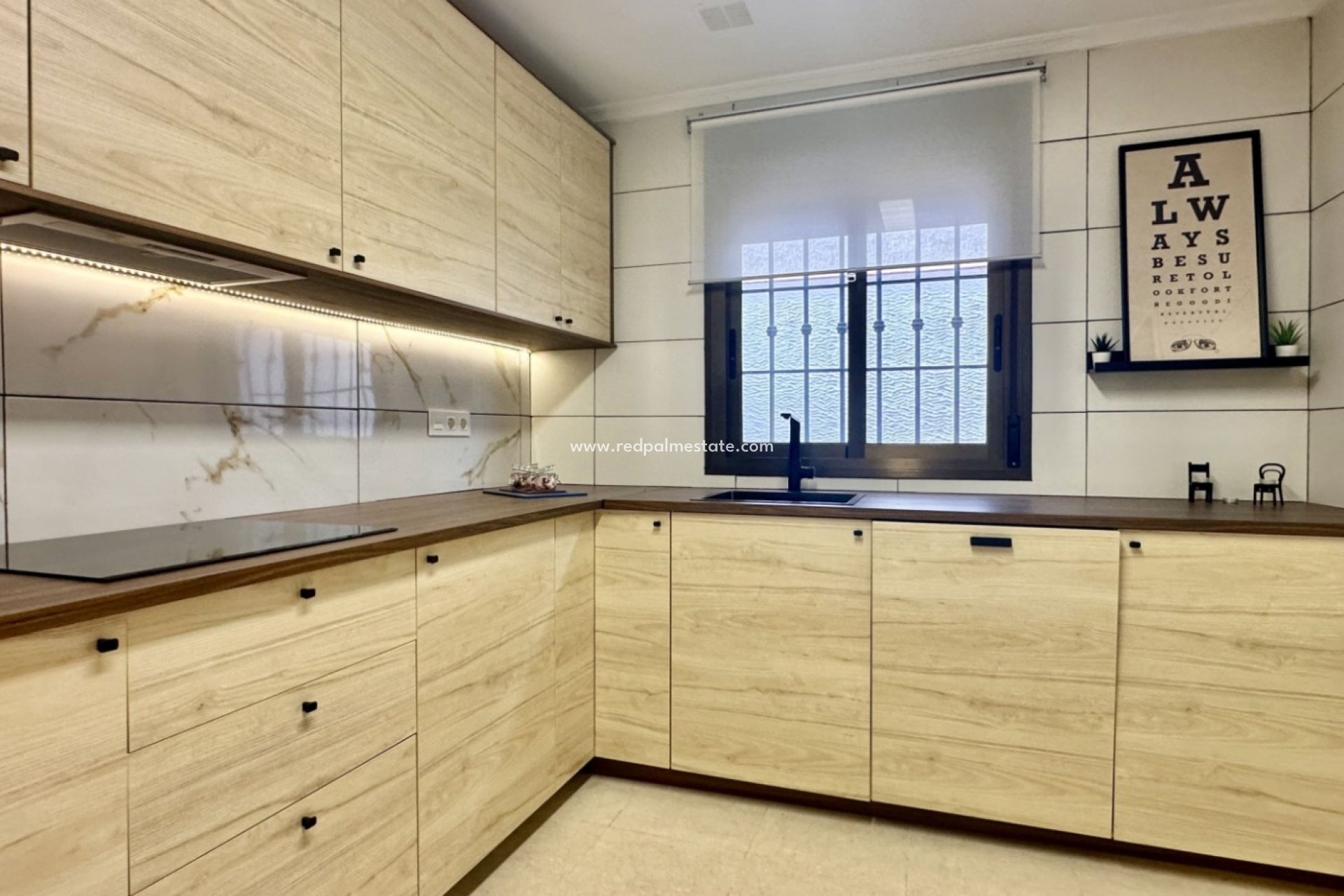 Resale - Town House -
San Miguel de Salinas - San Miguel Salinas