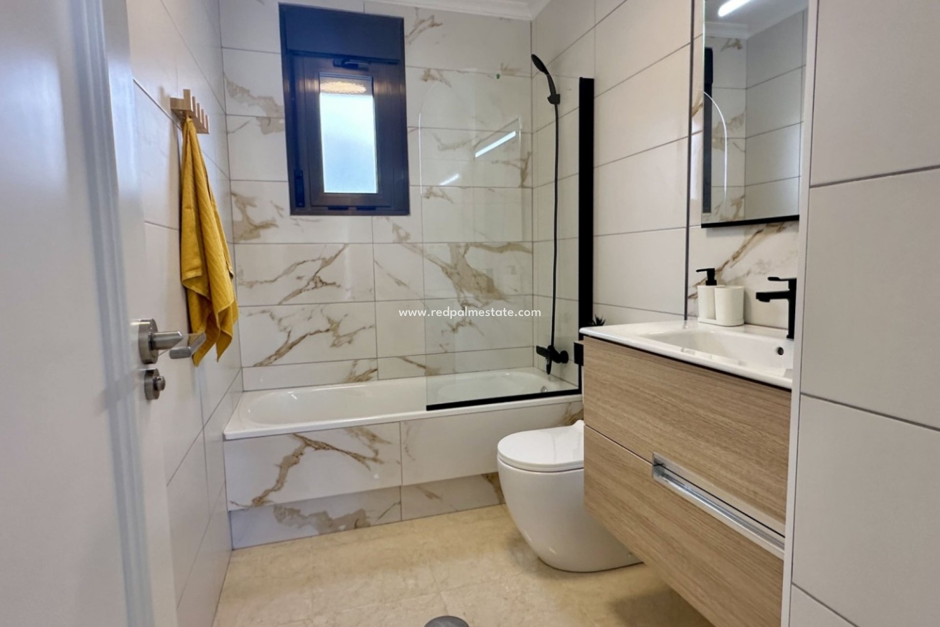 Resale - Town House -
San Miguel de Salinas - San Miguel Salinas