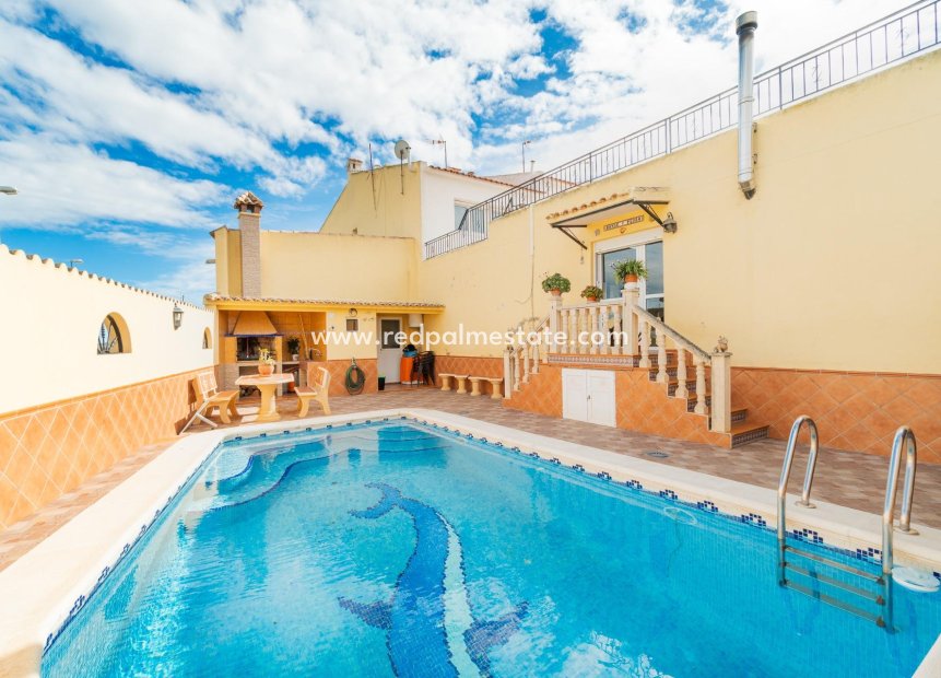 Resale - Town House -
San Miguel de Salinas - Torremendo