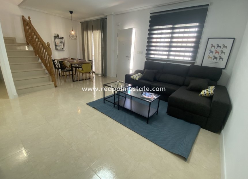 Resale - Town House -
San Miguel de Salinas