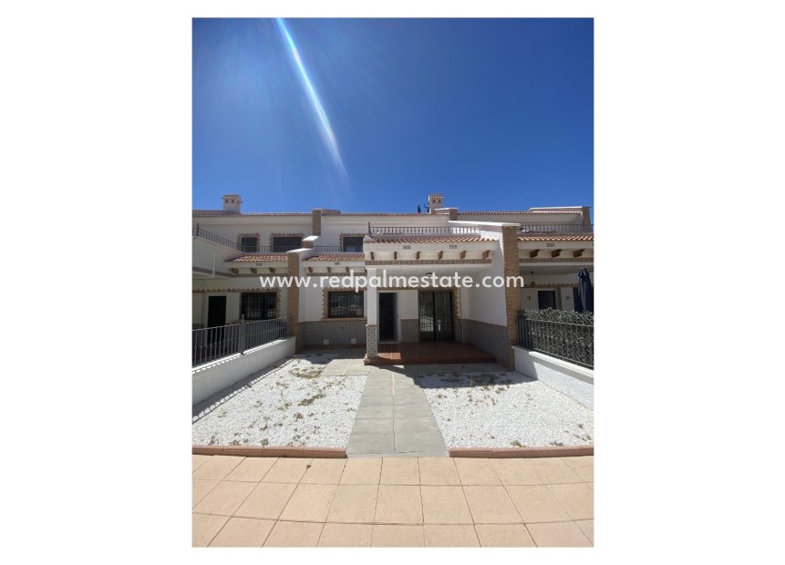 Resale - Town House -
San Miguel de Salinas