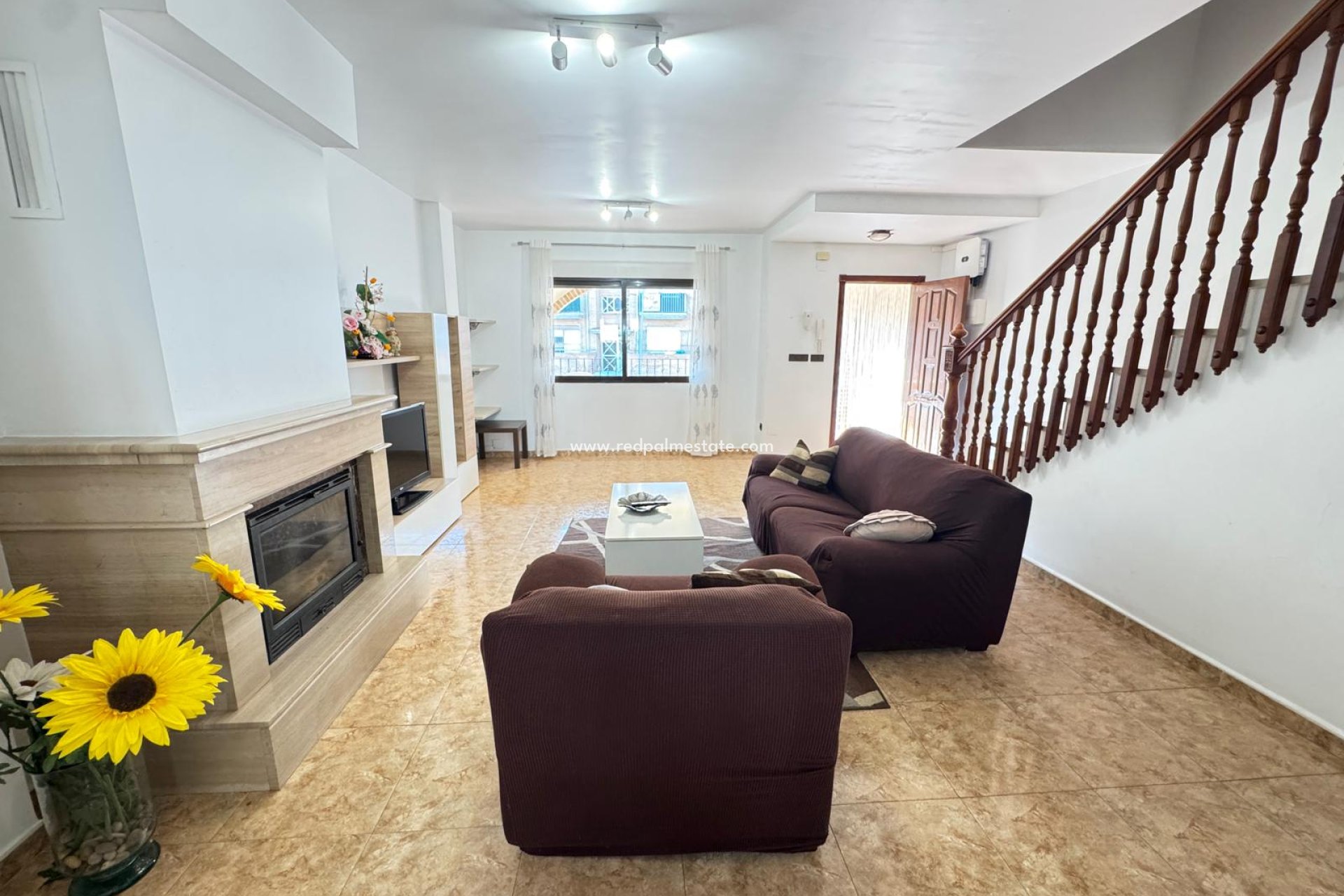 Resale - Town House -
San Miguel de Salinas