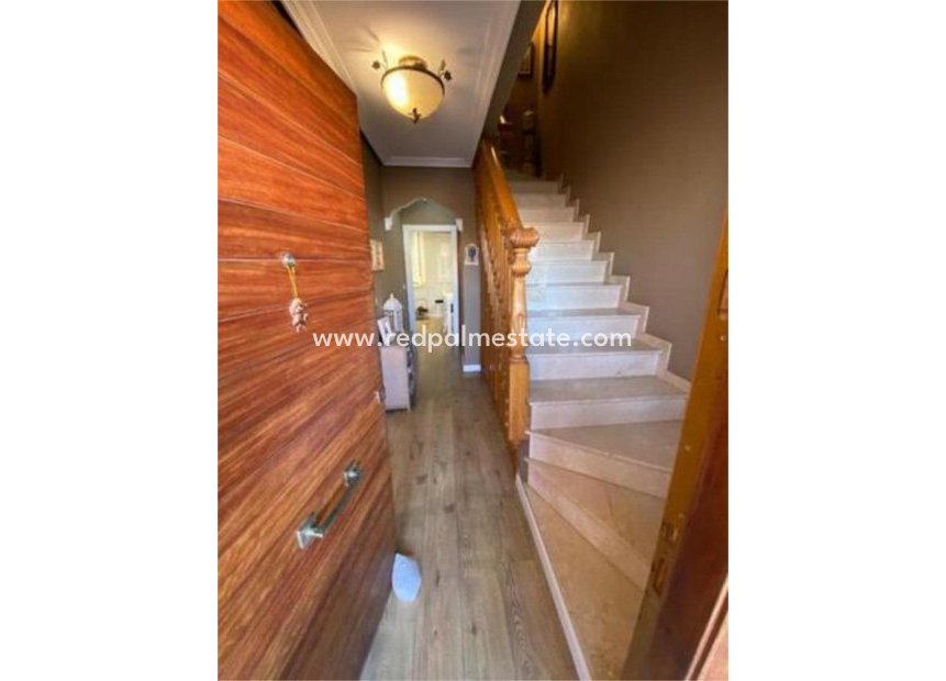 Resale - Town House -
Santa Pola - Eroski