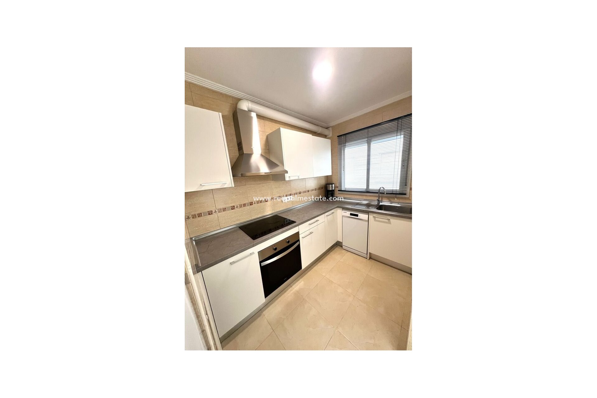 Resale - Town House -
Santa Rosalia Resort - Costa Calida