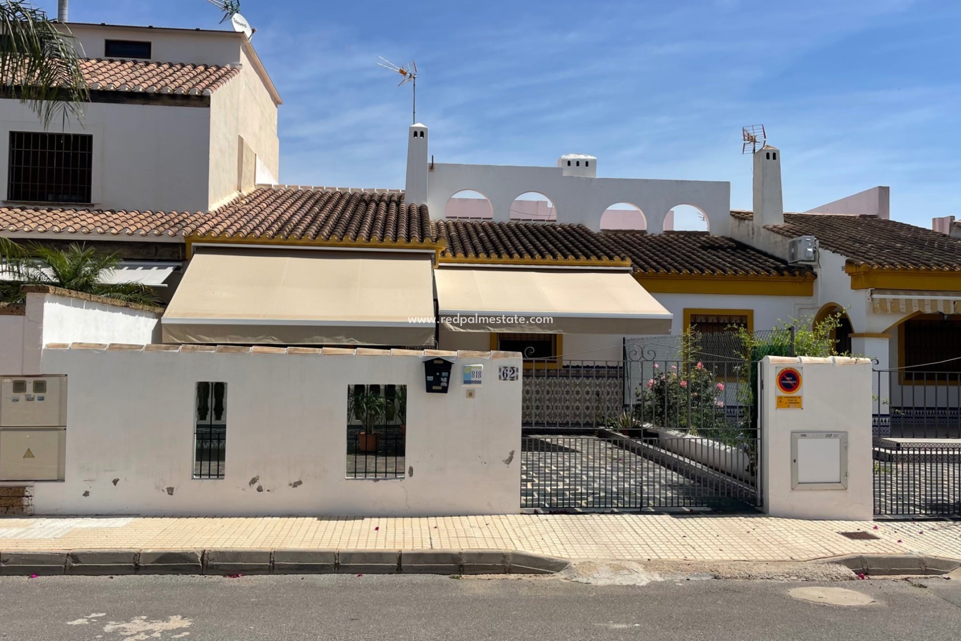 Resale - Town House -
Torre de la Horadada - Costa Blanca